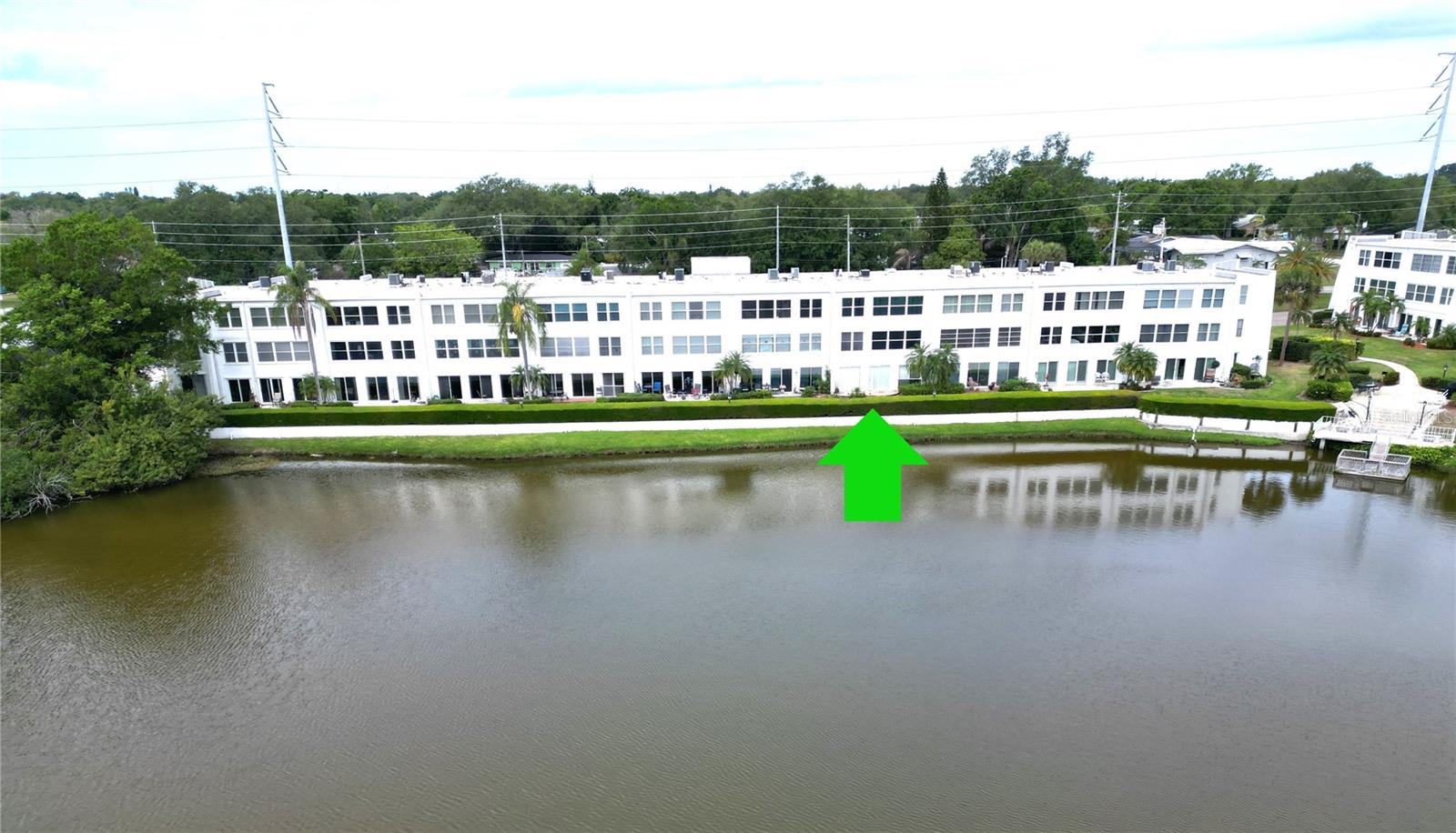 PENTHOUSE GROVES - Residential