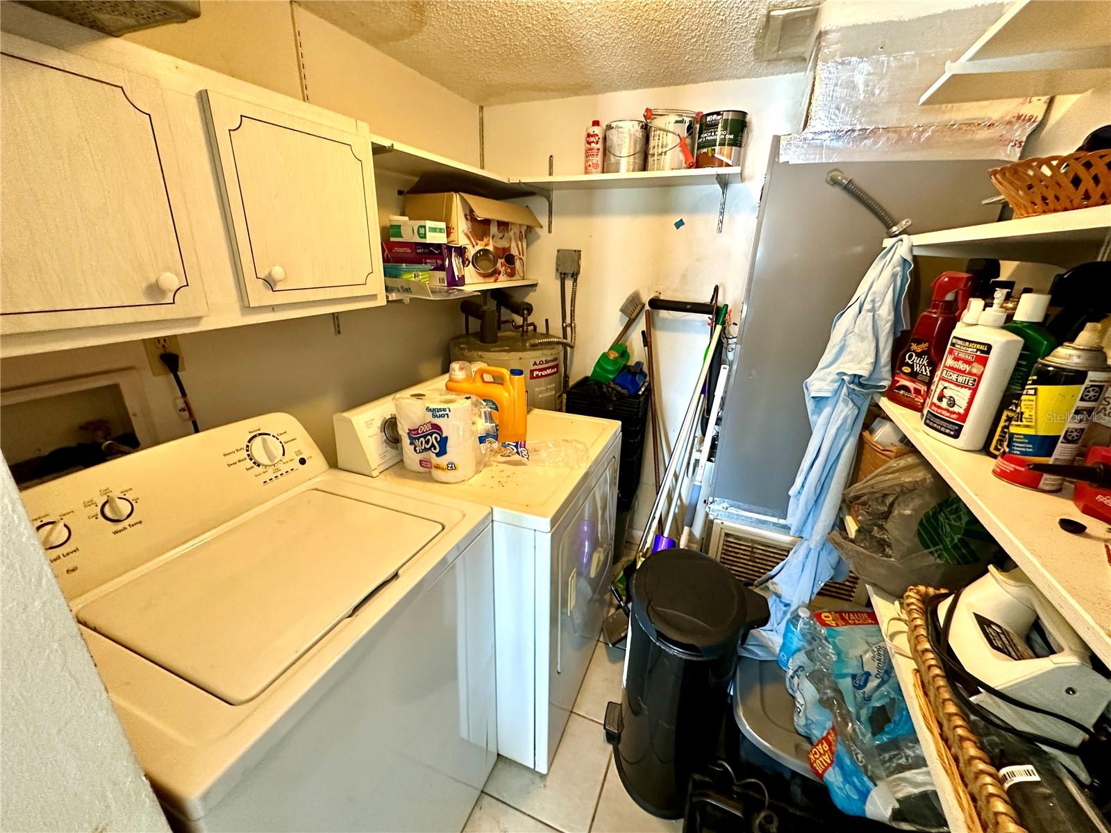 PENTHOUSE GROVES - Residential