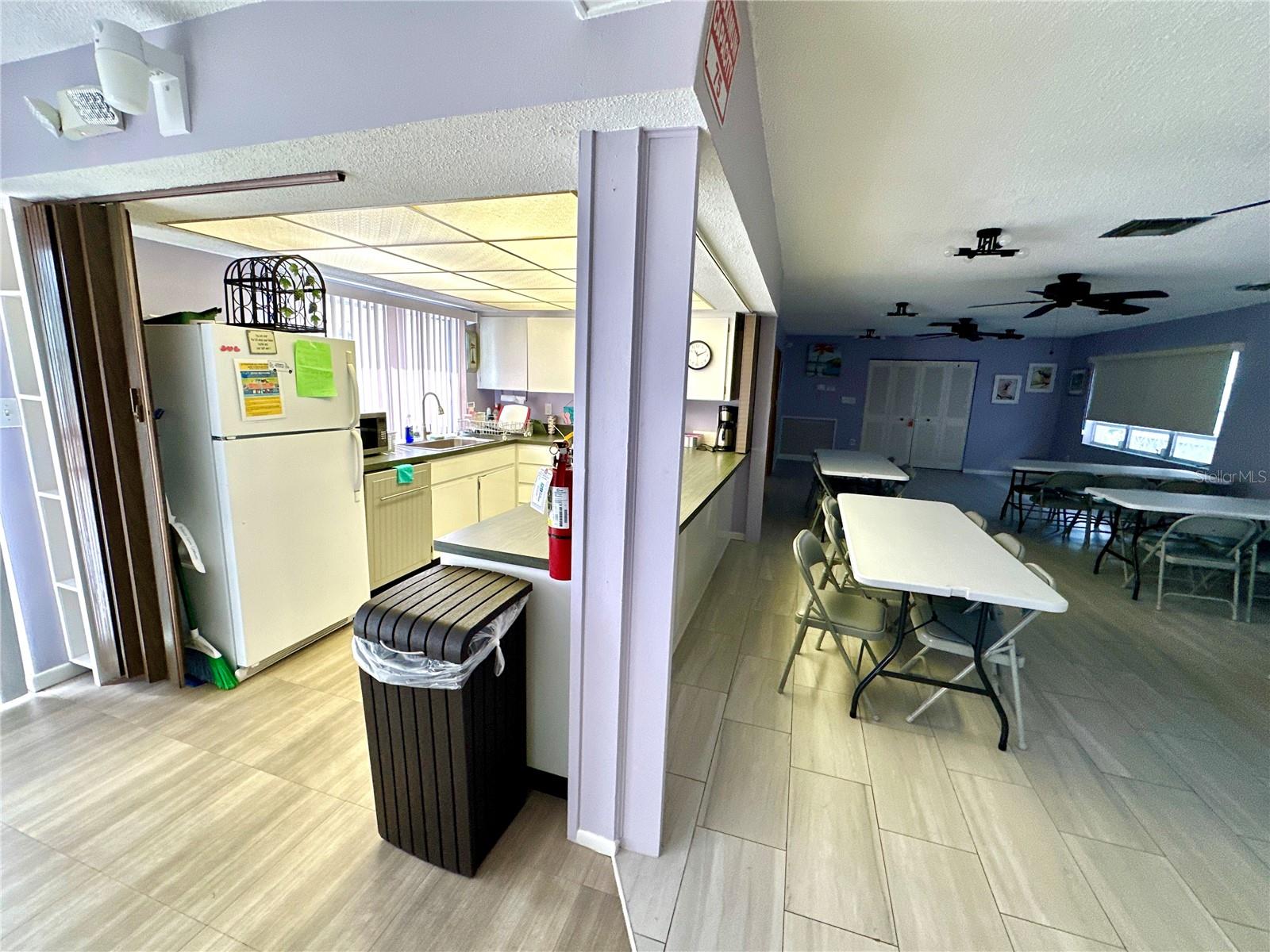 PENTHOUSE GROVES - Residential