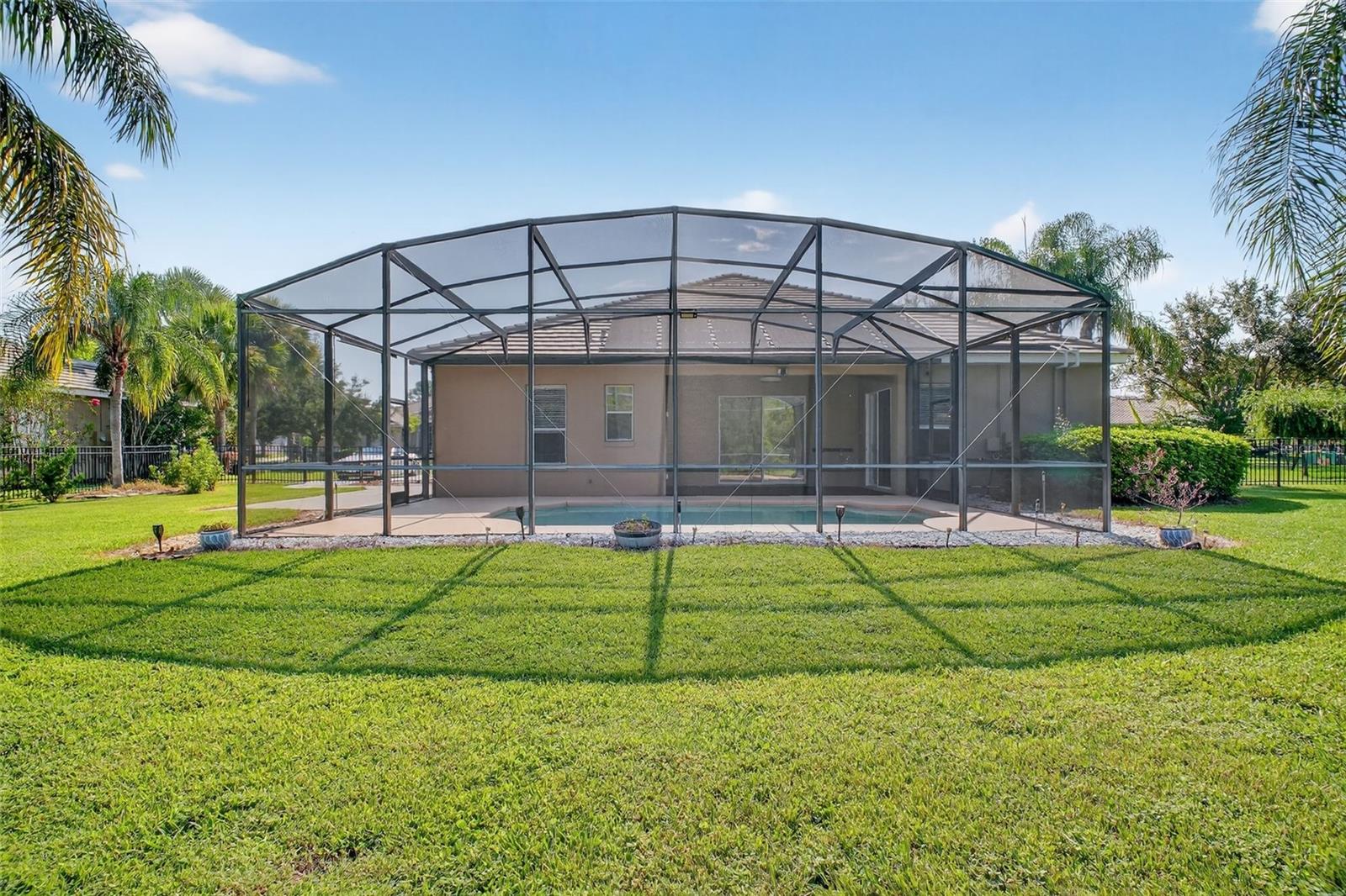 MOUNT DORA LOCH LEVEN PH 04 LT 94 - Residential