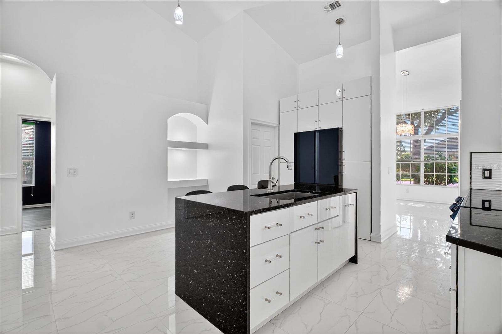 MOUNT DORA LOCH LEVEN PH 04 LT 94 - Residential