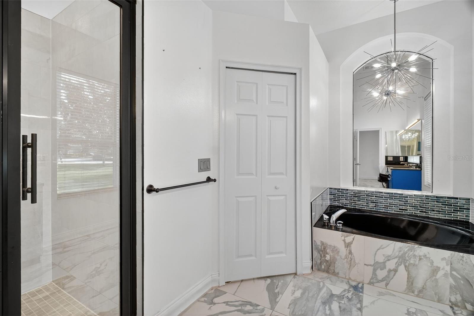 MOUNT DORA LOCH LEVEN PH 04 LT 94 - Residential