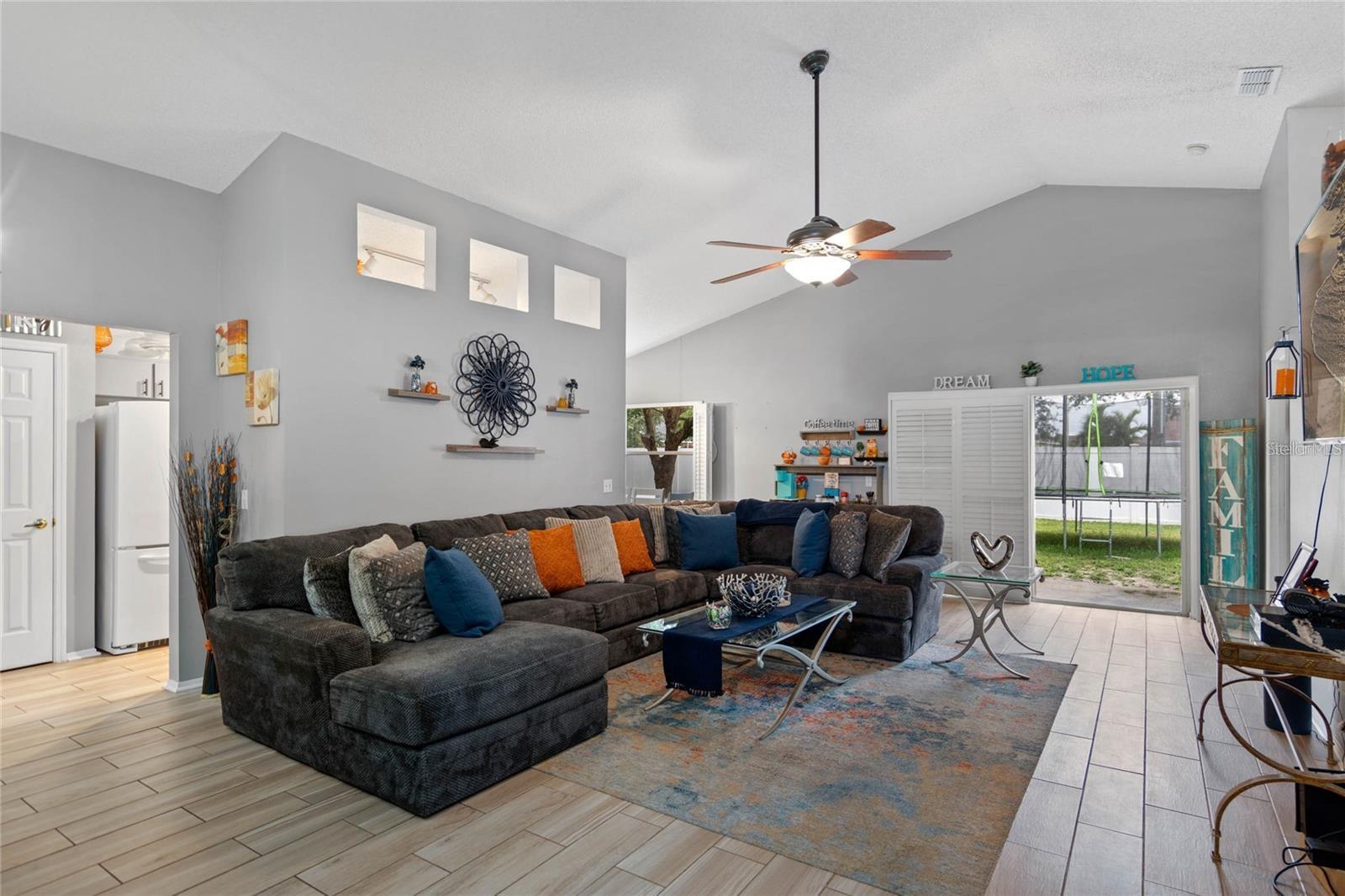 HEATHER GLEN PH 01 - Residential Lease