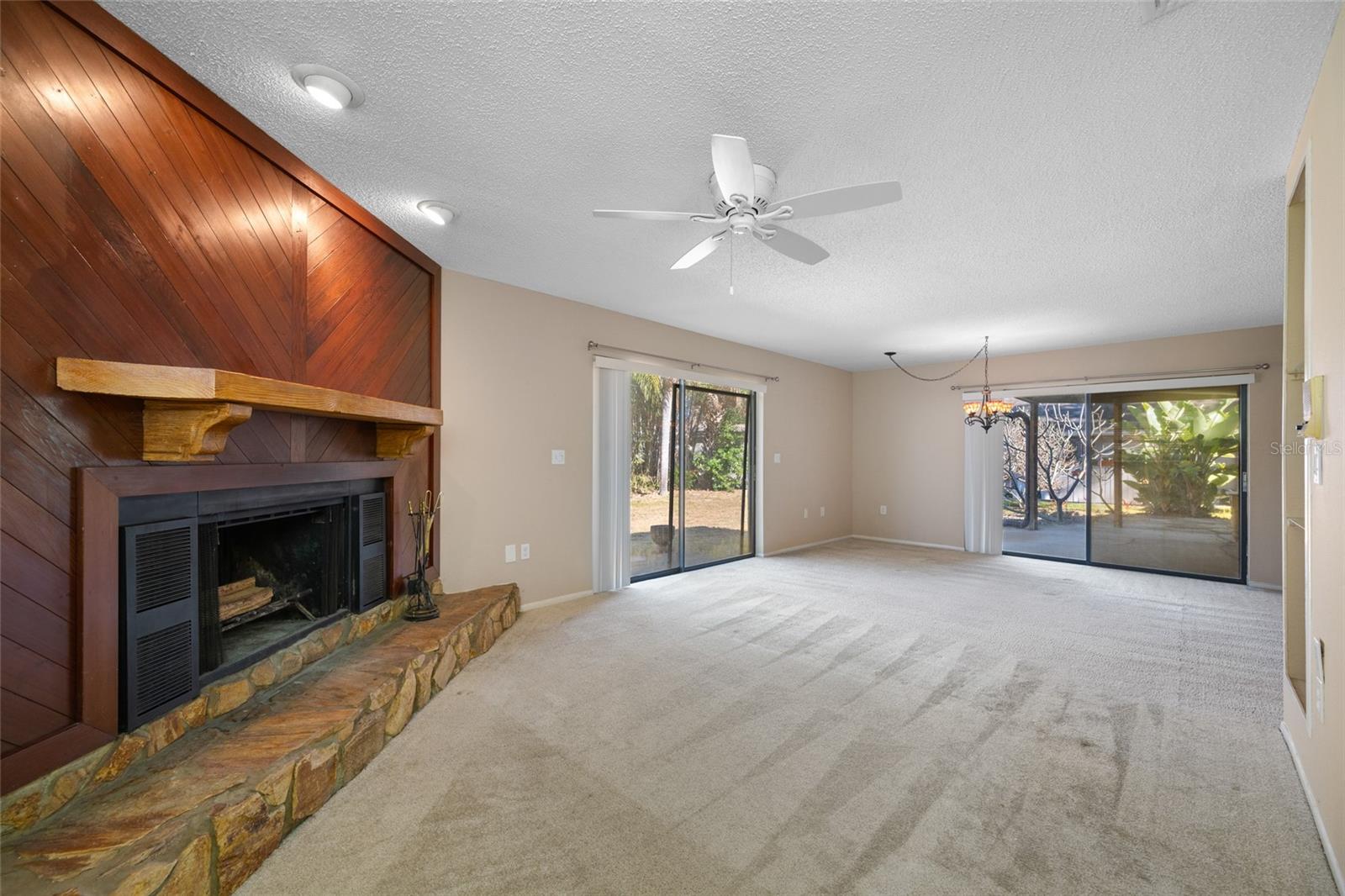 SUNSET HILLS - Residential