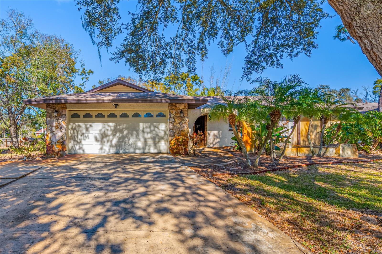 SUNSET HILLS - Residential