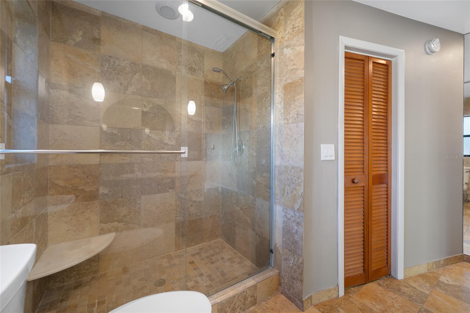 SUNSET HILLS - Residential