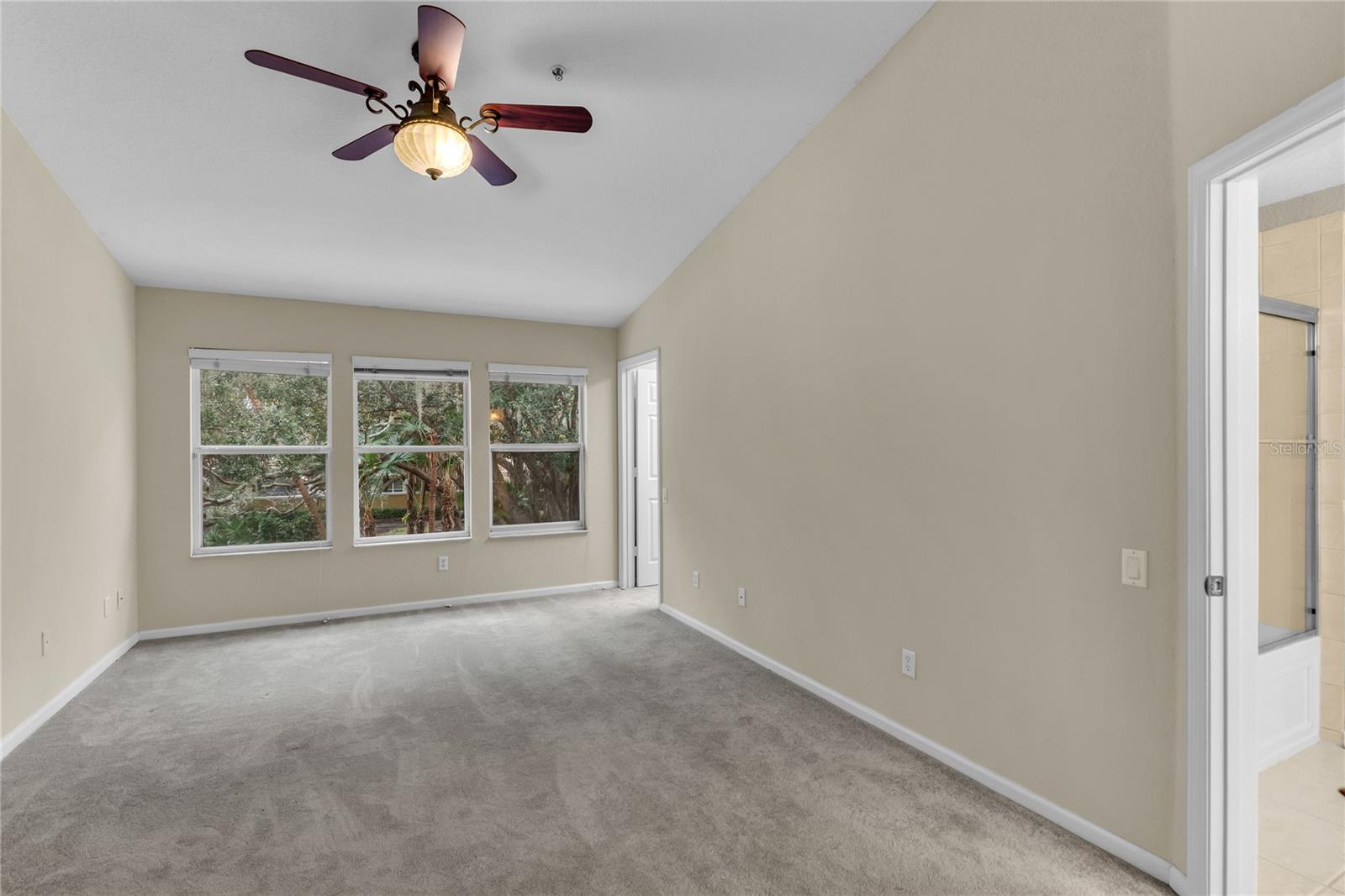 STONEBRIDGE LAKES CONDO - Residential