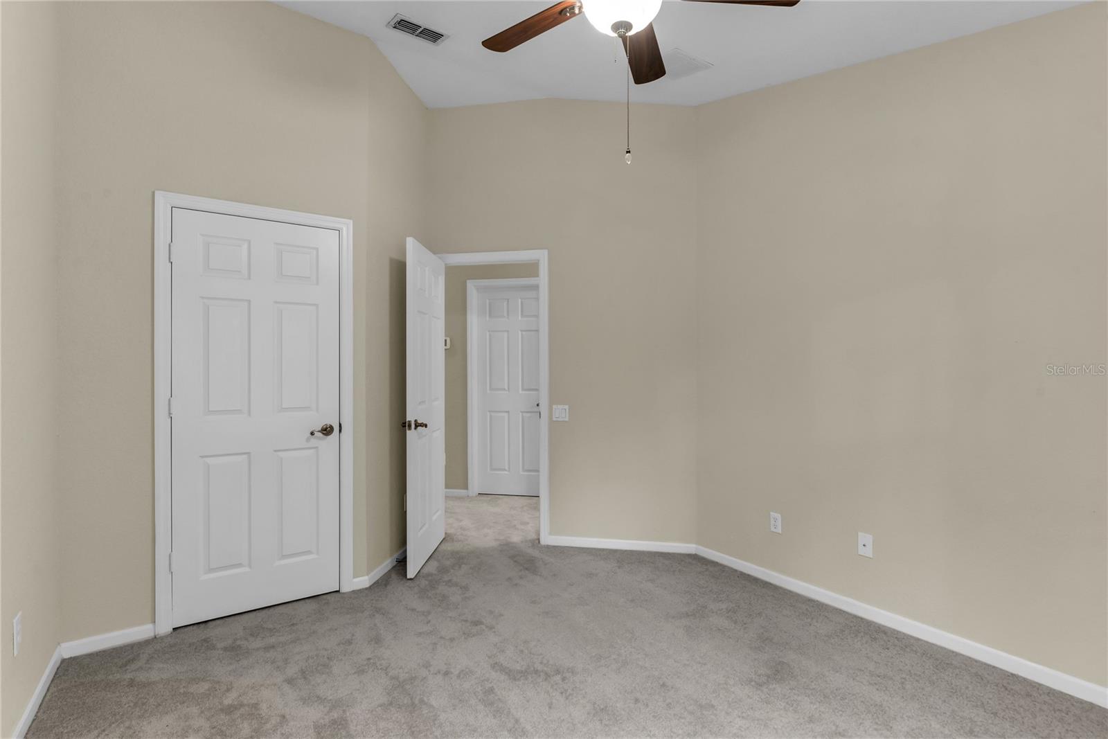 STONEBRIDGE LAKES CONDO - Residential