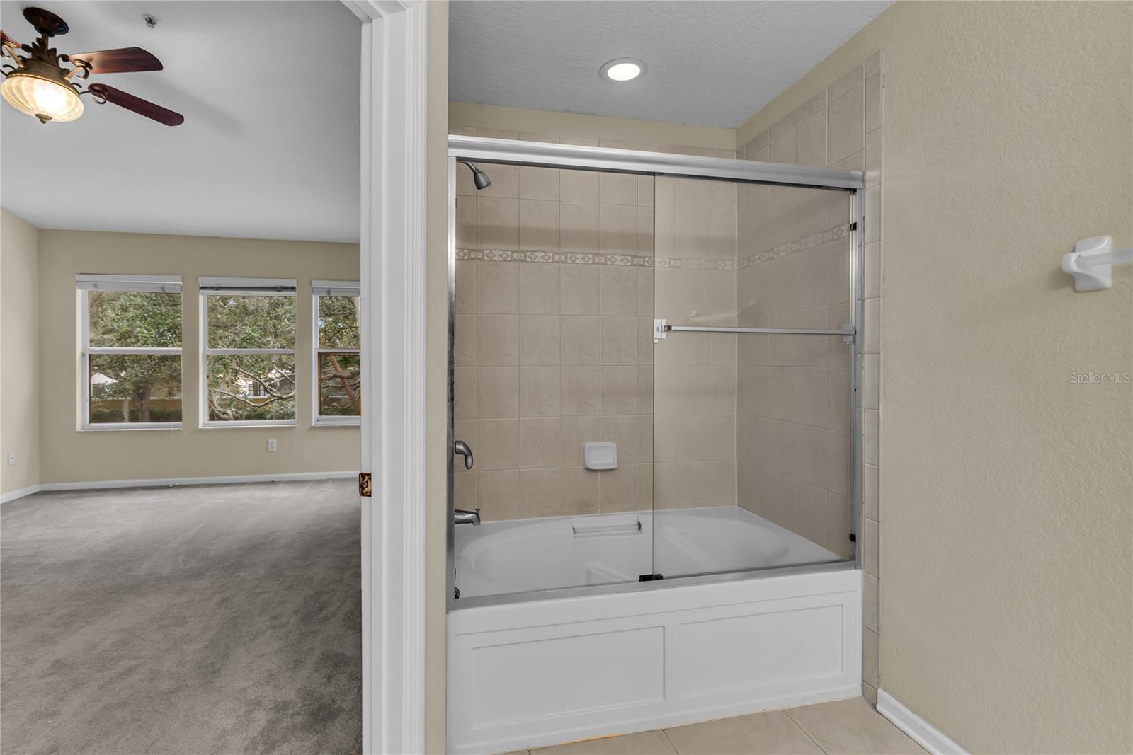 STONEBRIDGE LAKES CONDO - Residential