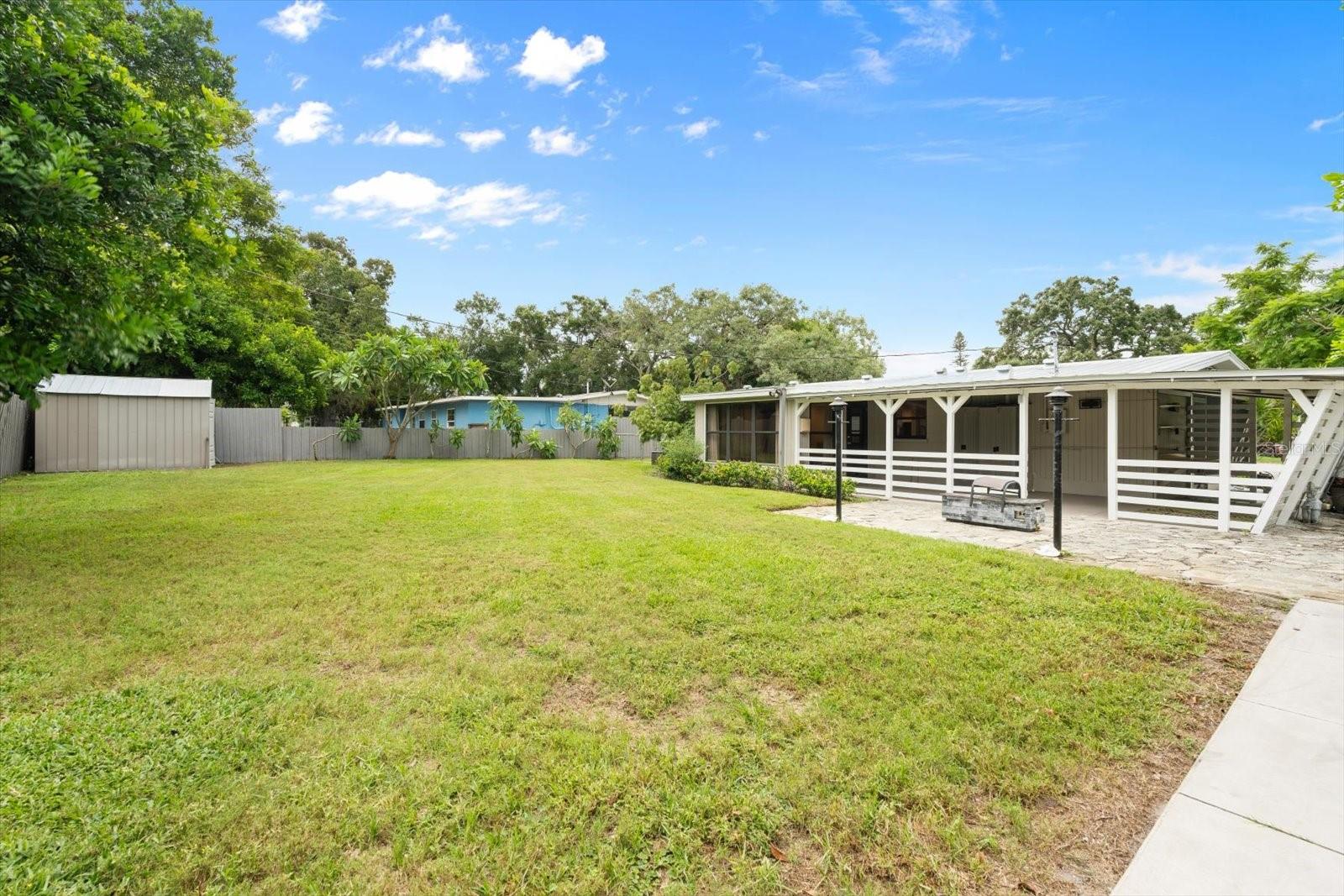 2015 BAYSHORE GARDENS PARKWAY