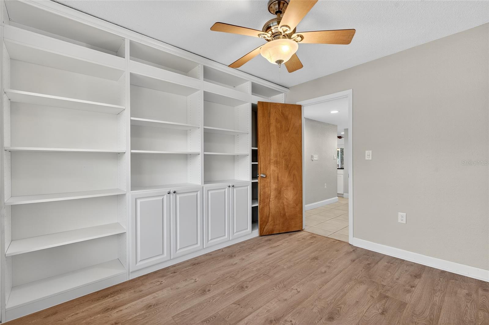 OAKLEAF VILLAGE - Residential