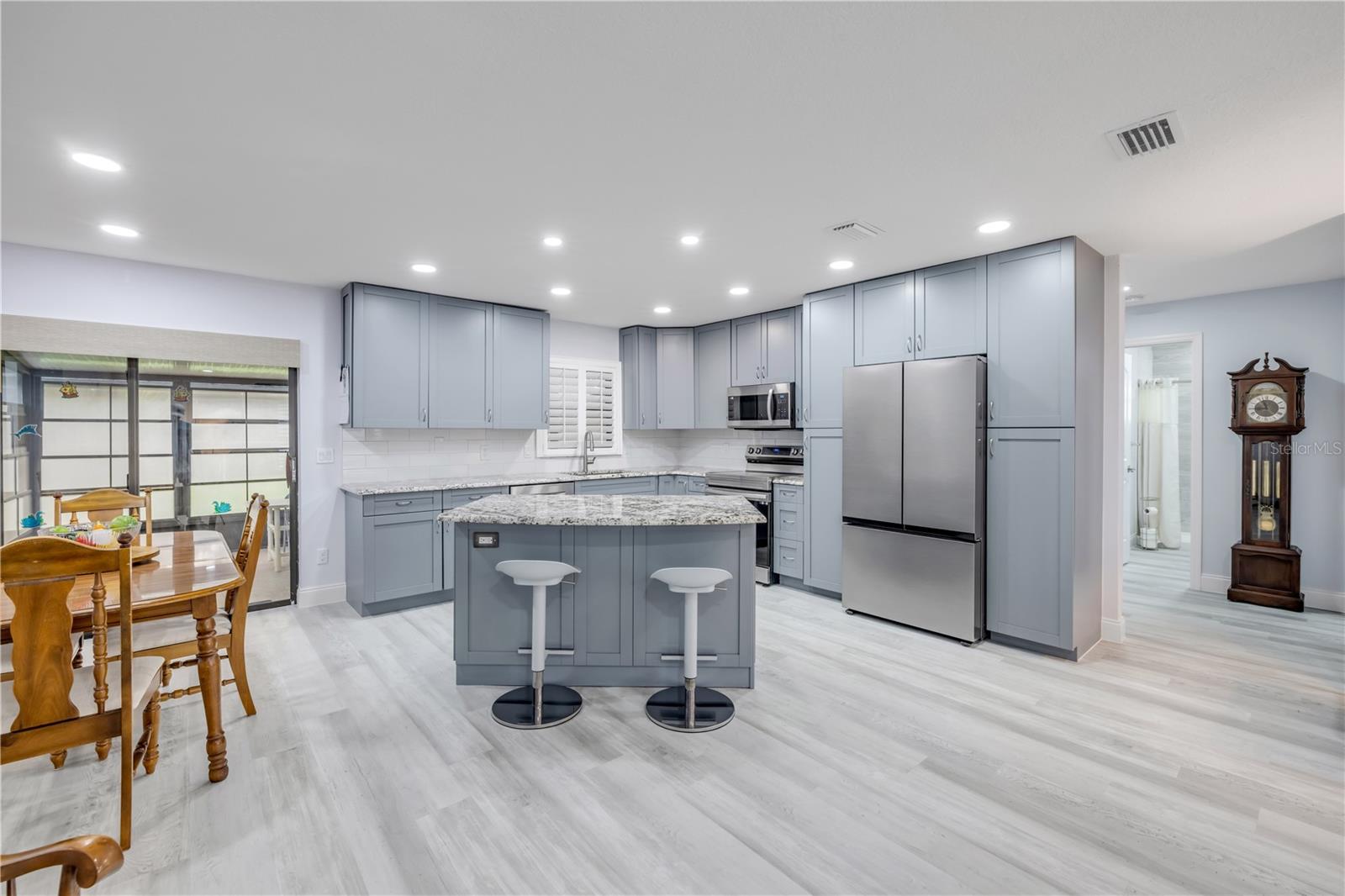 BIG TREE VILLAGE PH 02 - Residential