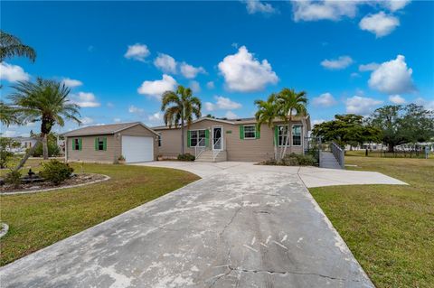 A home in PUNTA GORDA