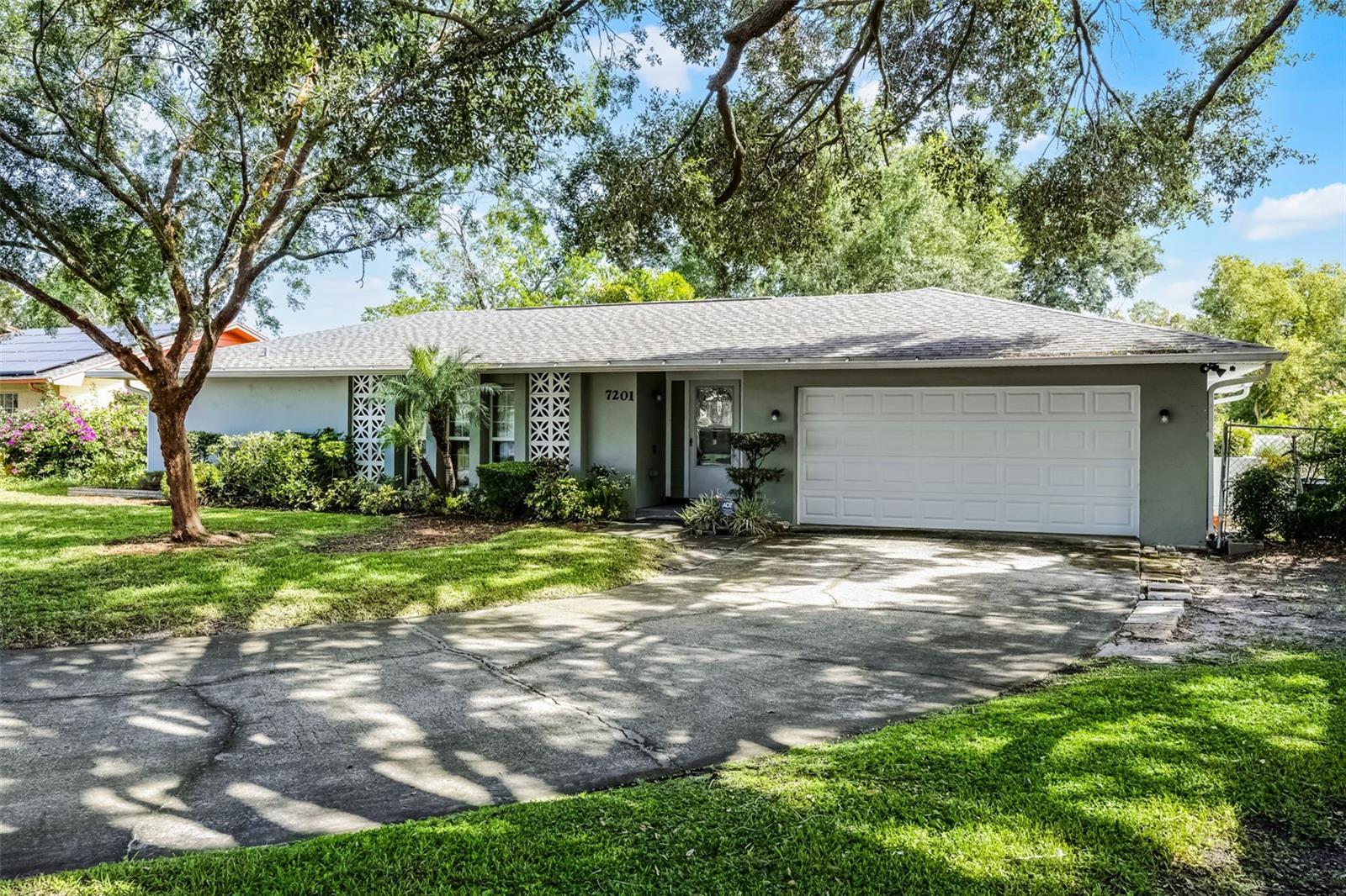 7201 PLEASANT DRIVE