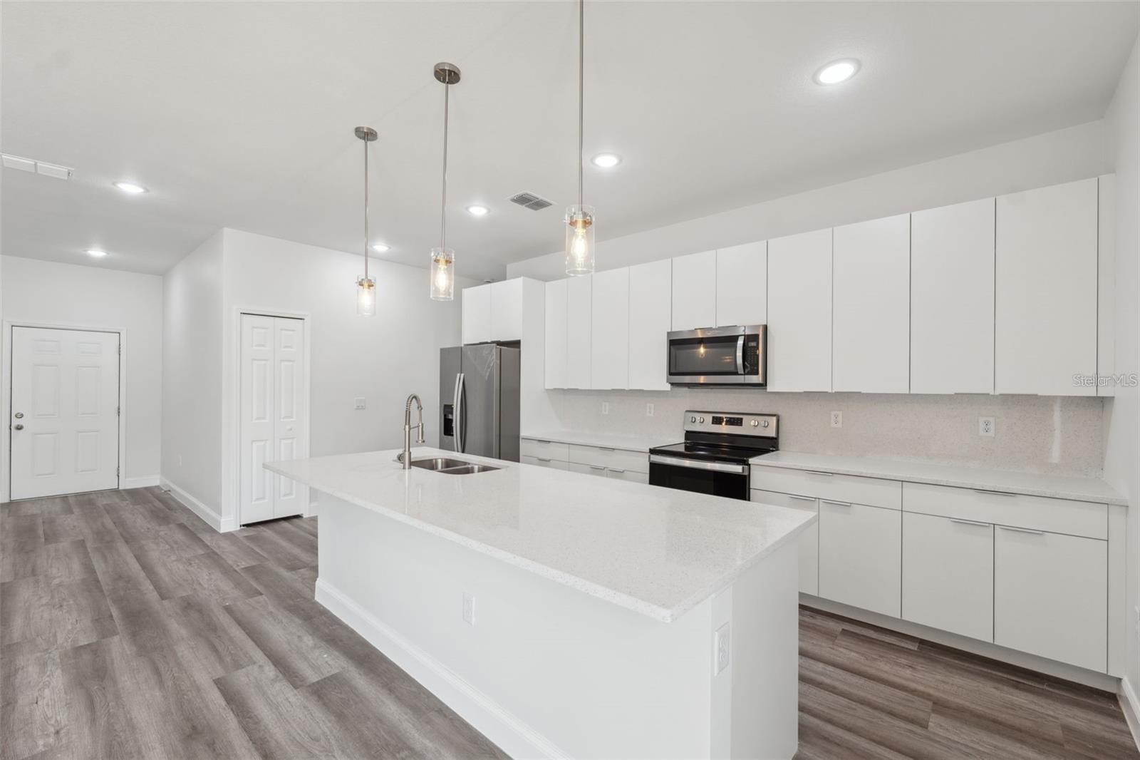 MARION OAKS UN 06 - Residential