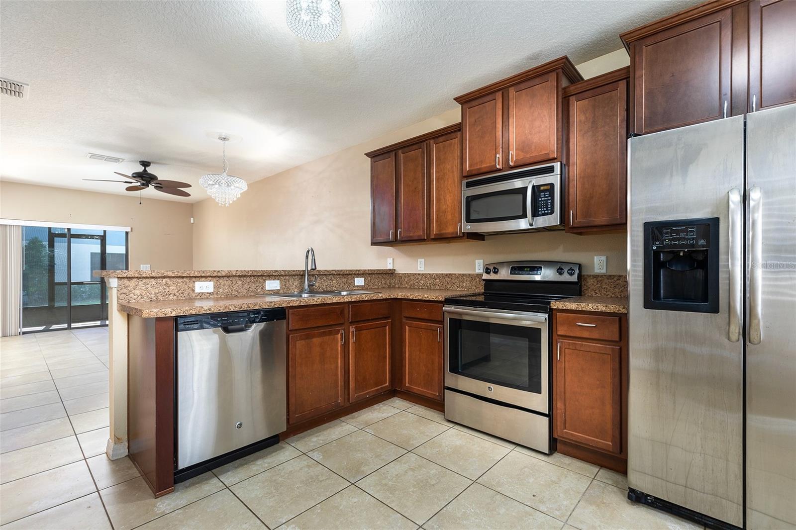 1131 TRILLIUM PARK LANE