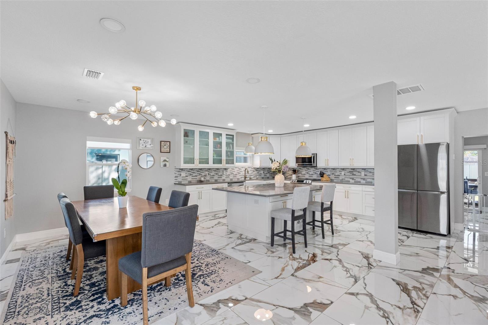 3922 W BAY VIEW AVENUE