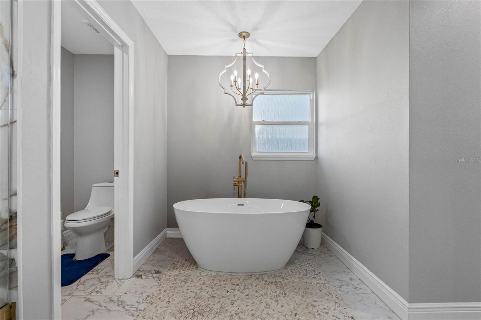 FAIRLAWN ESTATES 1ST ADD - Residential