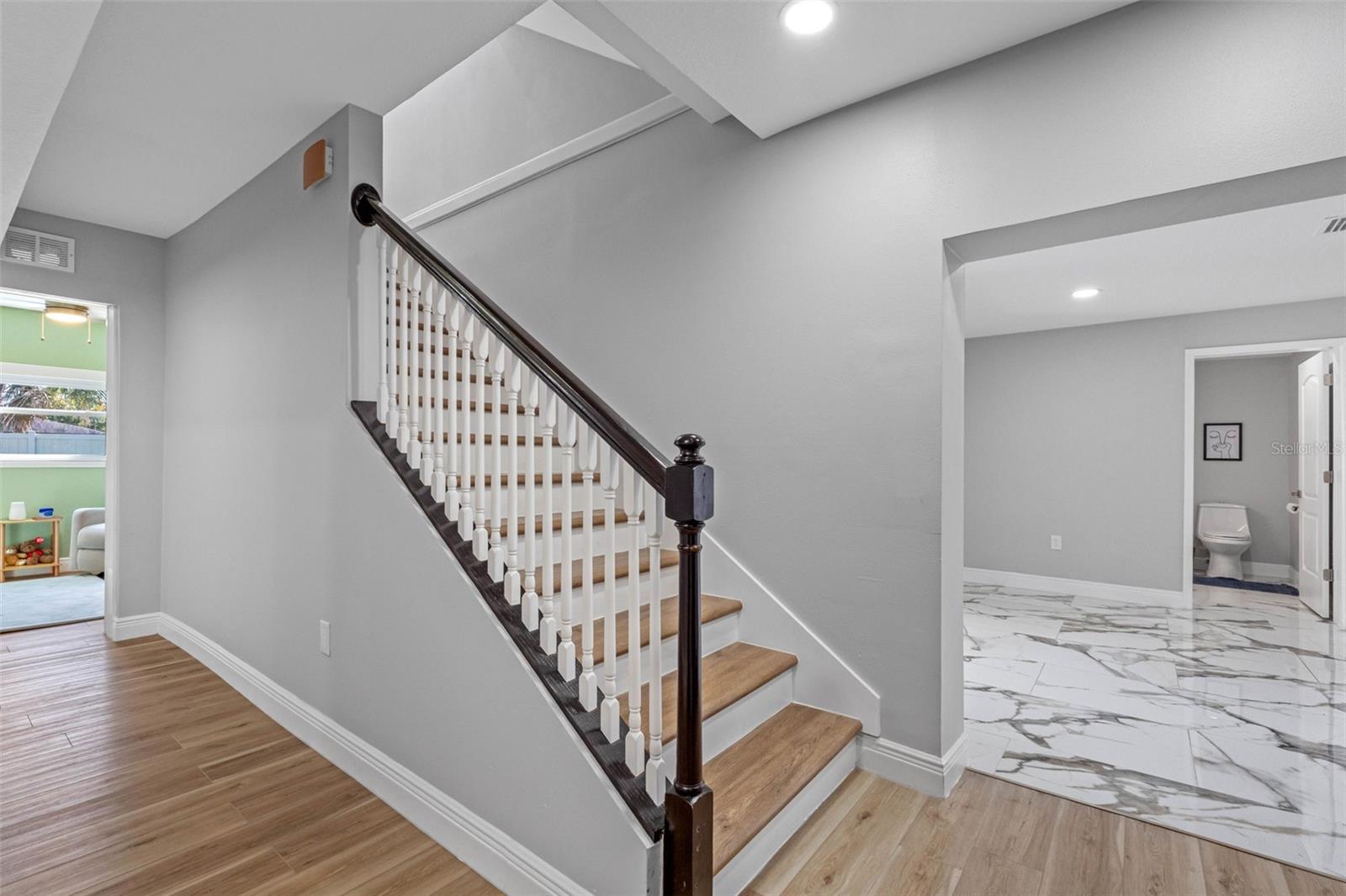 FAIRLAWN ESTATES 1ST ADD - Residential