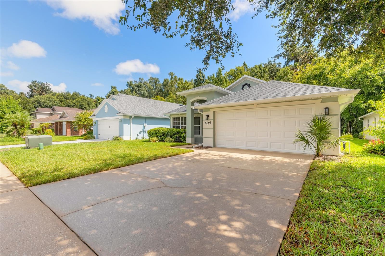 604 CORAL TRACE BOULEVARD - Photo 4