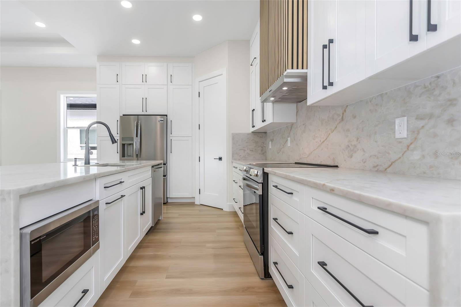 HARBOR VISTA - Residential