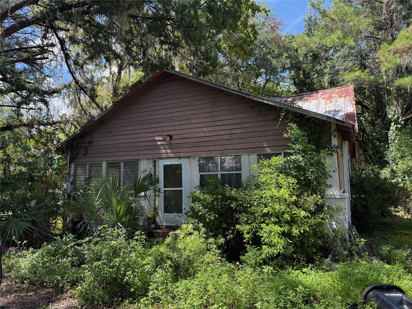 LOCATION, LOCATION, LOCATION! Ready for your updates and renovation. Don’t miss this rare opportunity to own a charming previously occupied 4-bedroom, 1-bath home just steps from the University of Florida! Whether you're a student, faculty member, or savvy investor, this property offers unbeatable proximity to campus, UF Health/Shands, Sorority Row, midtown, and downtown Gainesville.
This home features a functional floor plan, ample bedrooms, and a bright living area with large windows that fill the space with natural light, the full bathroom is centrally located for easy access.
Step outside to a fenced backyard, perfect for entertaining, relaxing, or adding additional outdoor amenities. Zoned for high rental demand, this home offers both short- and long-term rental potential.
Live in it, rent it, or renovate it — the choice is yours. With walkability to UF and everything Gainesville has to offer, this home is all about potential and LOCATION