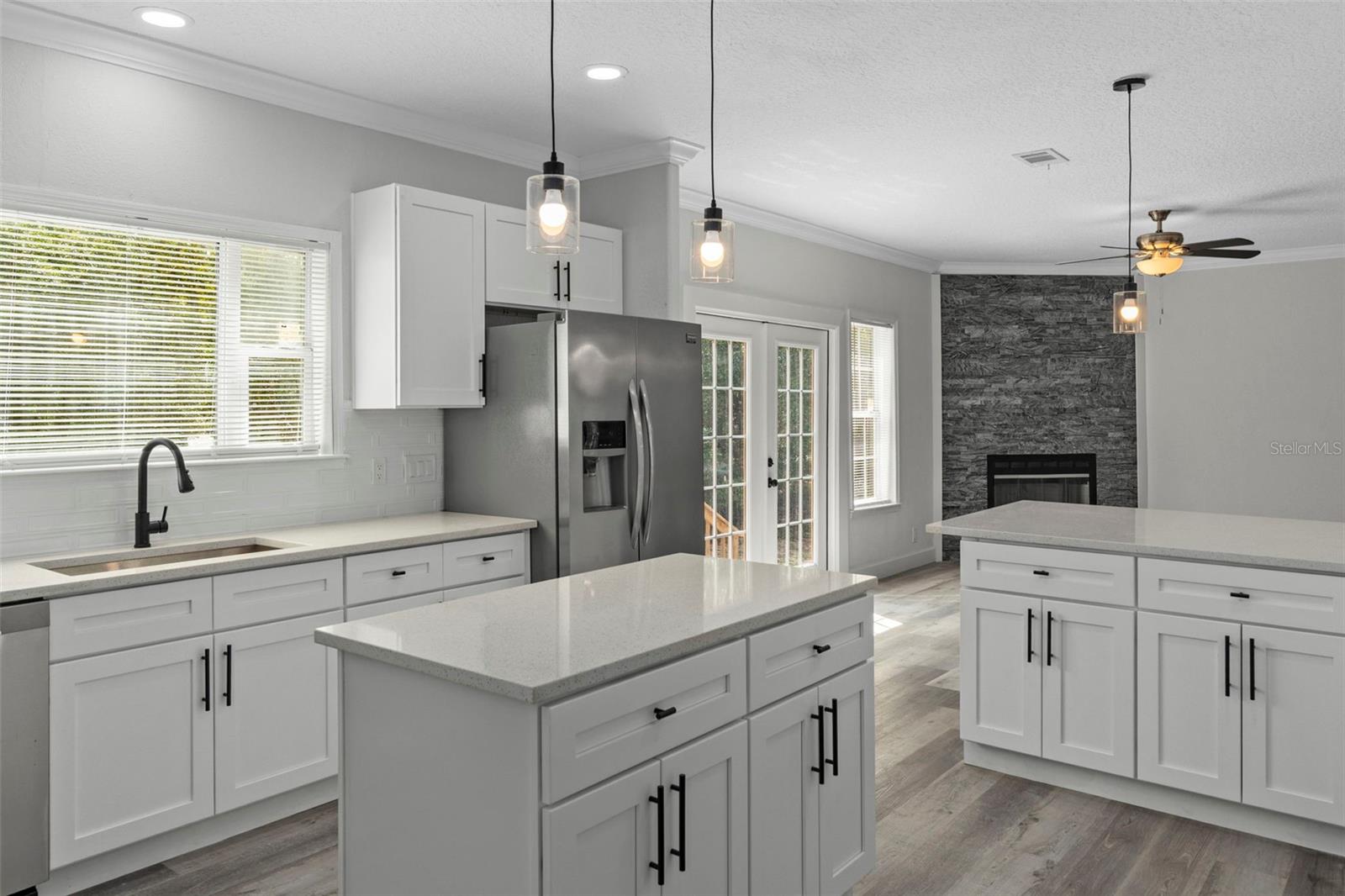 HIGHLAND ACRES - Residential