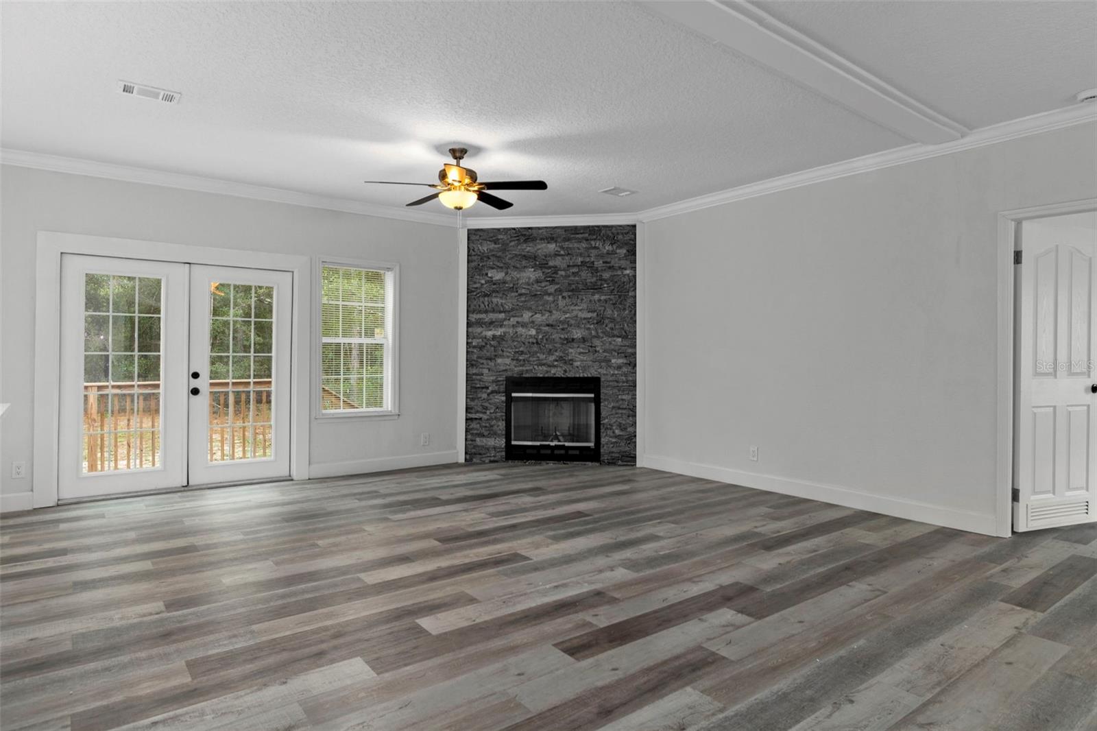 HIGHLAND ACRES - Residential