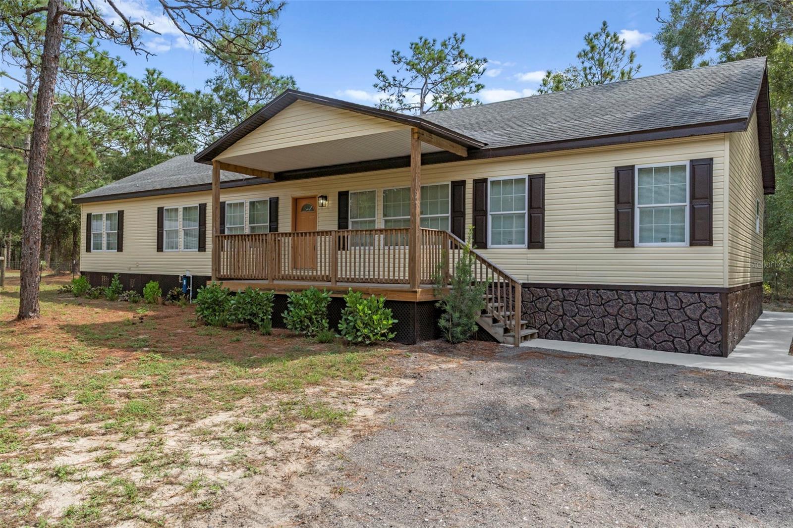 HIGHLAND ACRES - Residential