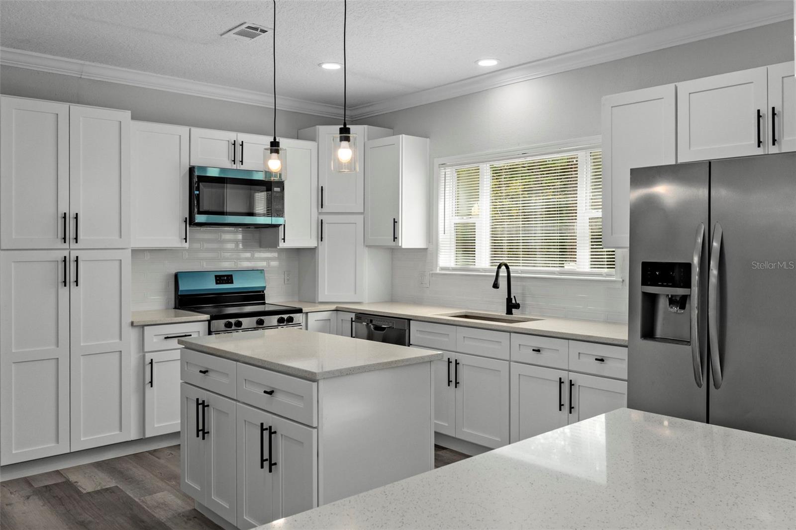 HIGHLAND ACRES - Residential
