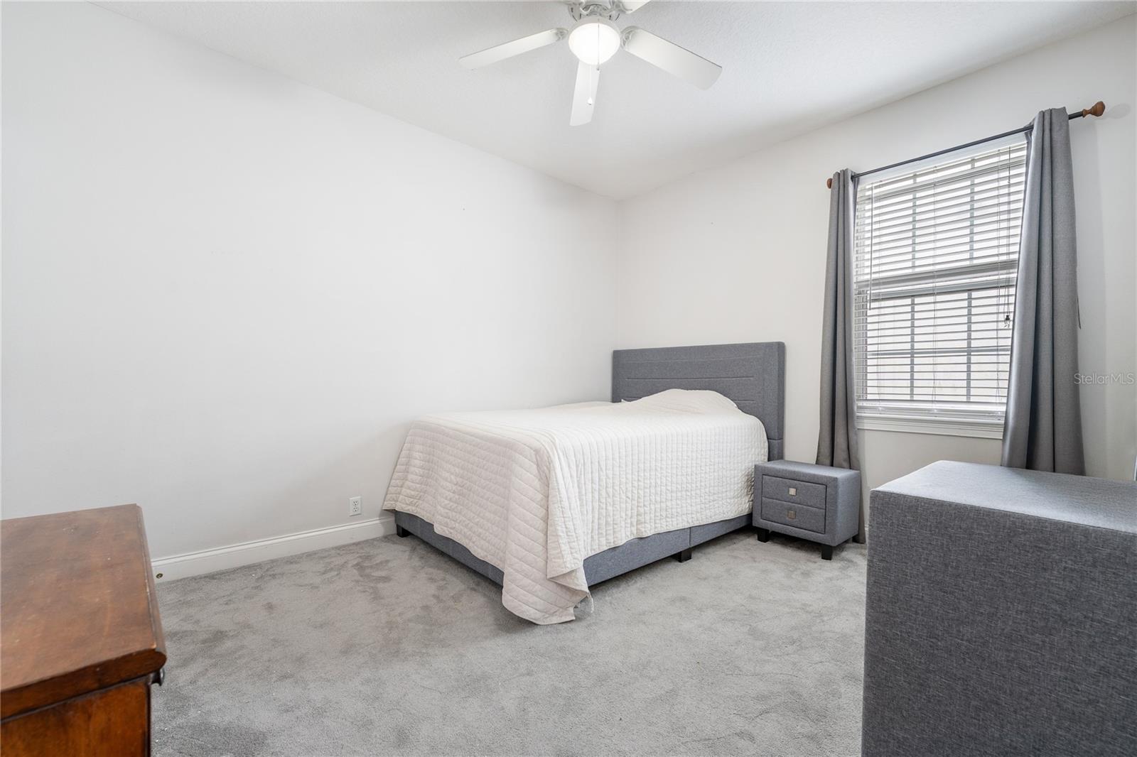 KEENES POINTE - Residential