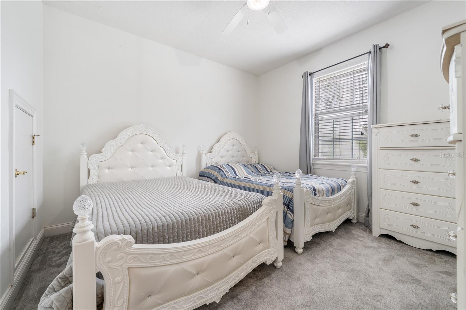 KEENES POINTE - Residential