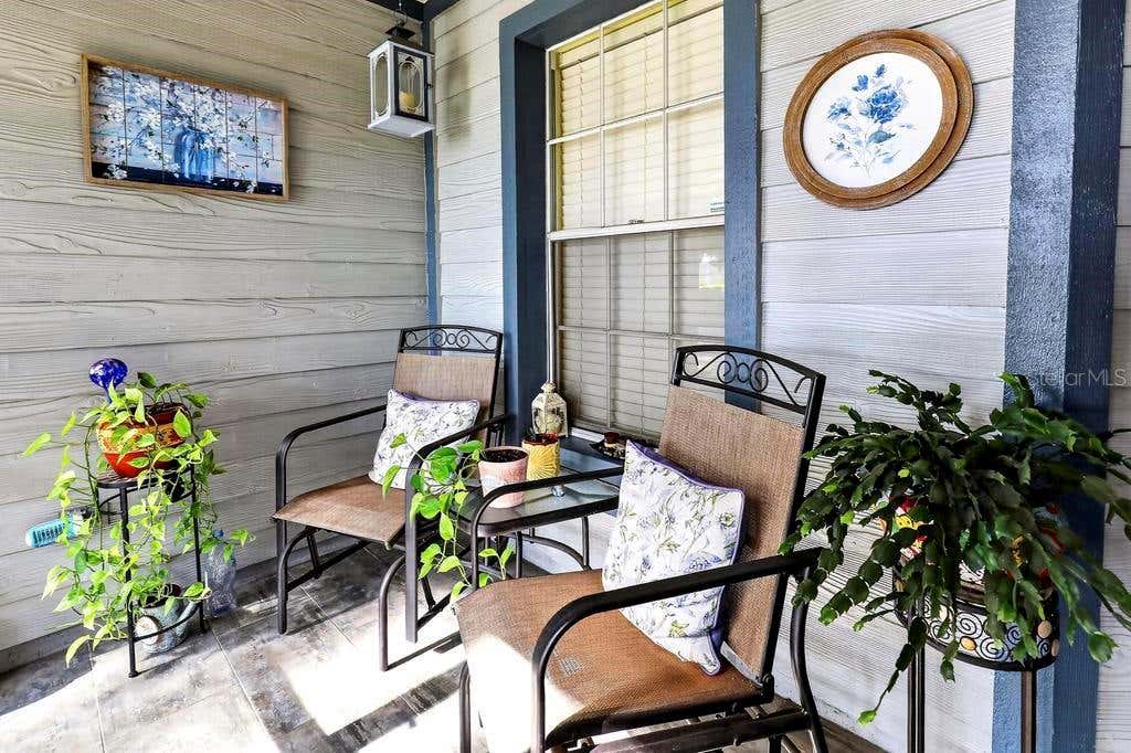 Photo of 852 Franklin Circle, Palm Harbor, FL 34683 (MLS # TB8532968)