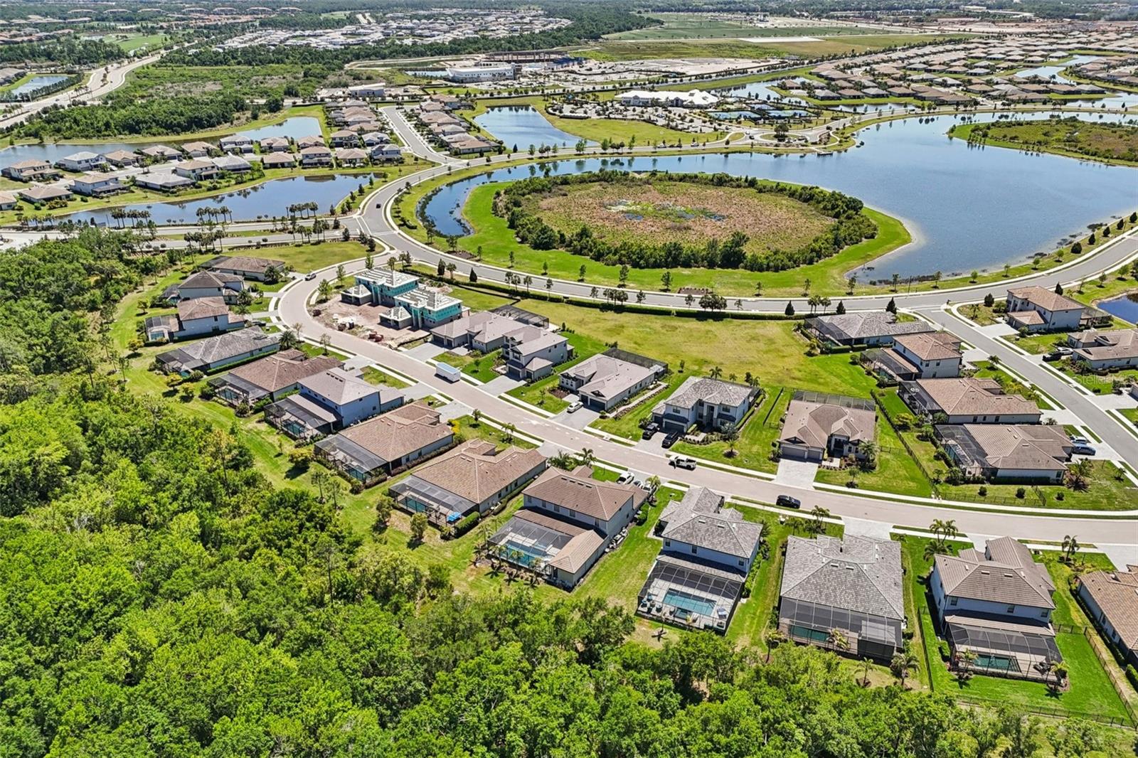 LORRAINE LAKES PH I - Residential