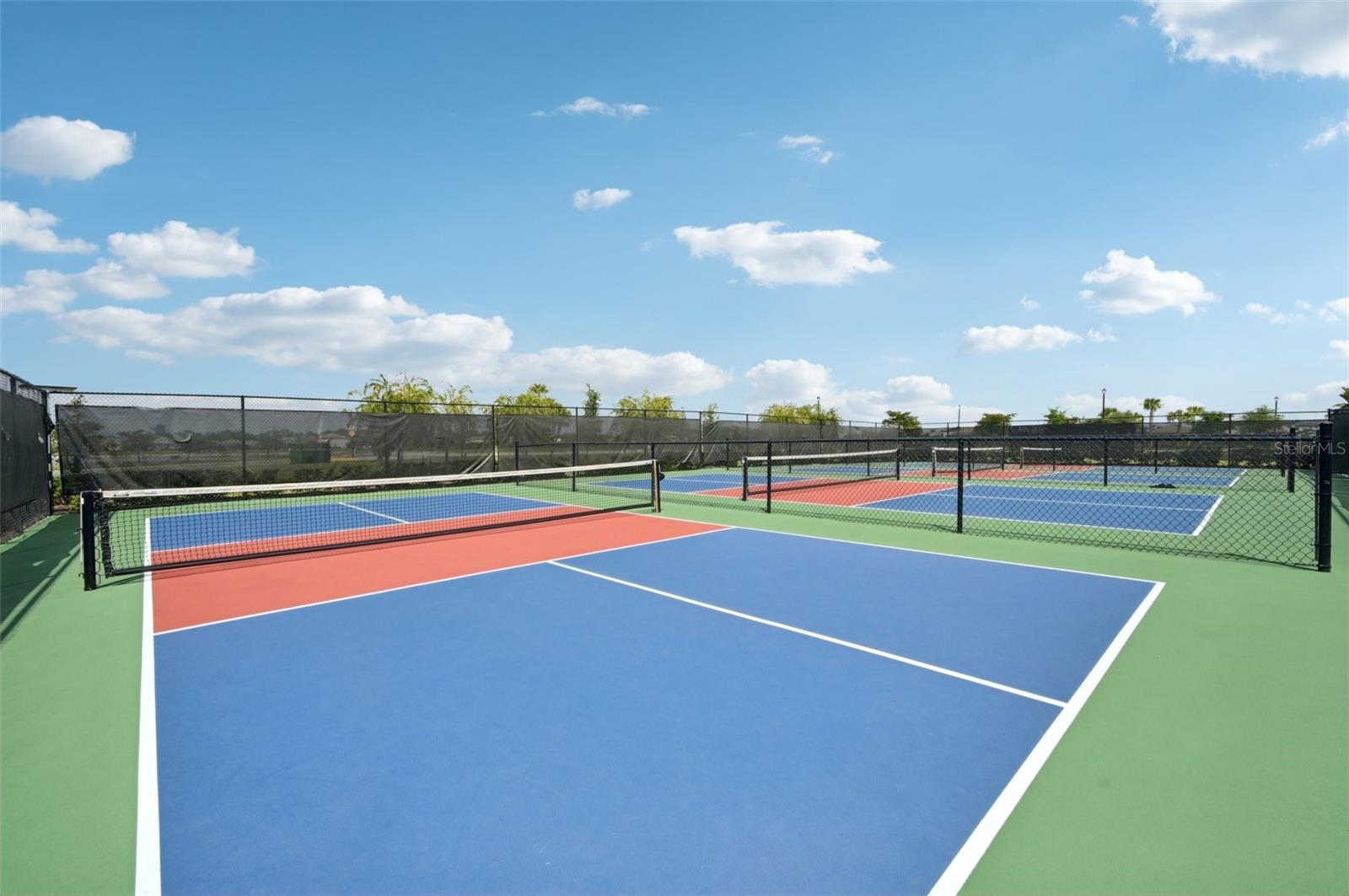 LORRAINE LAKES PH I - Residential