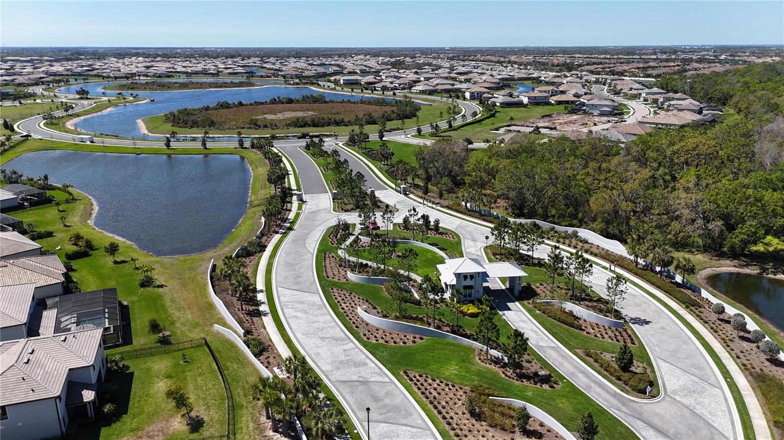 LORRAINE LAKES PH I - Residential