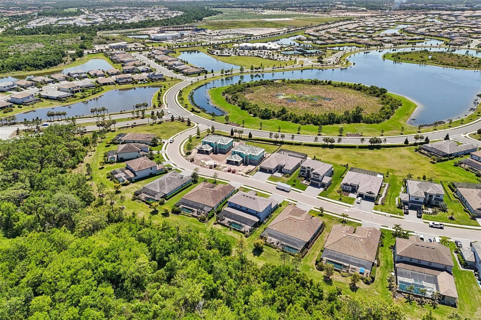 LORRAINE LAKES PH I - Residential