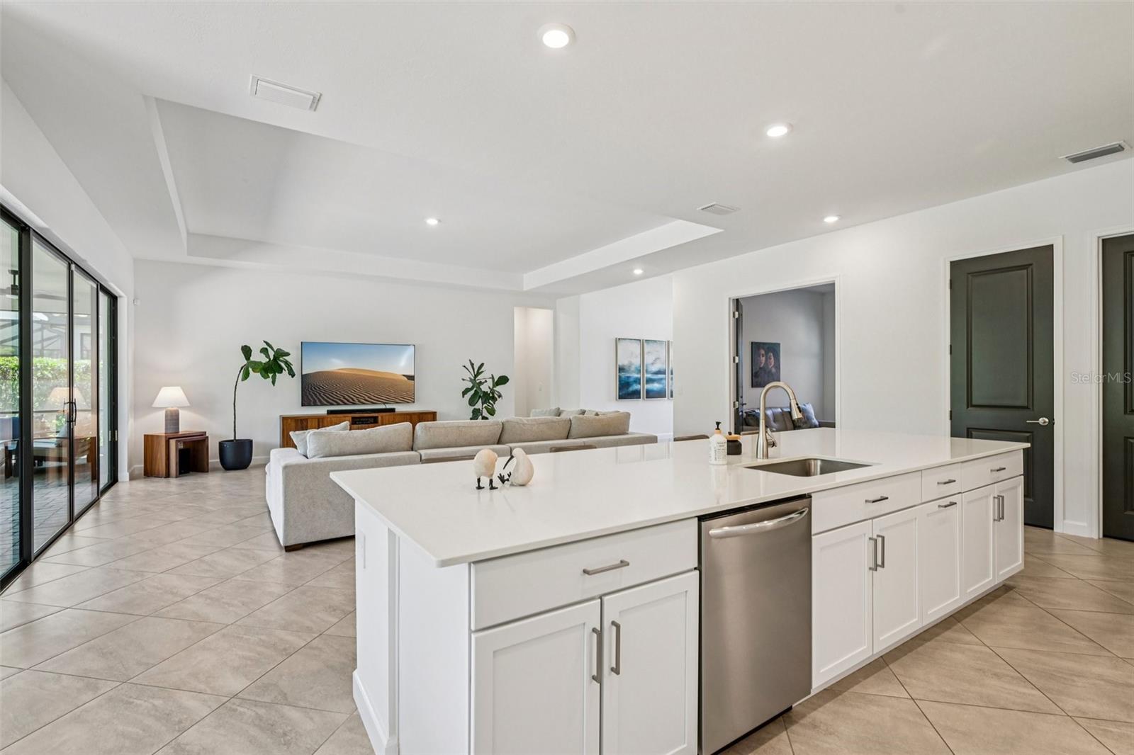 LORRAINE LAKES PH I - Residential