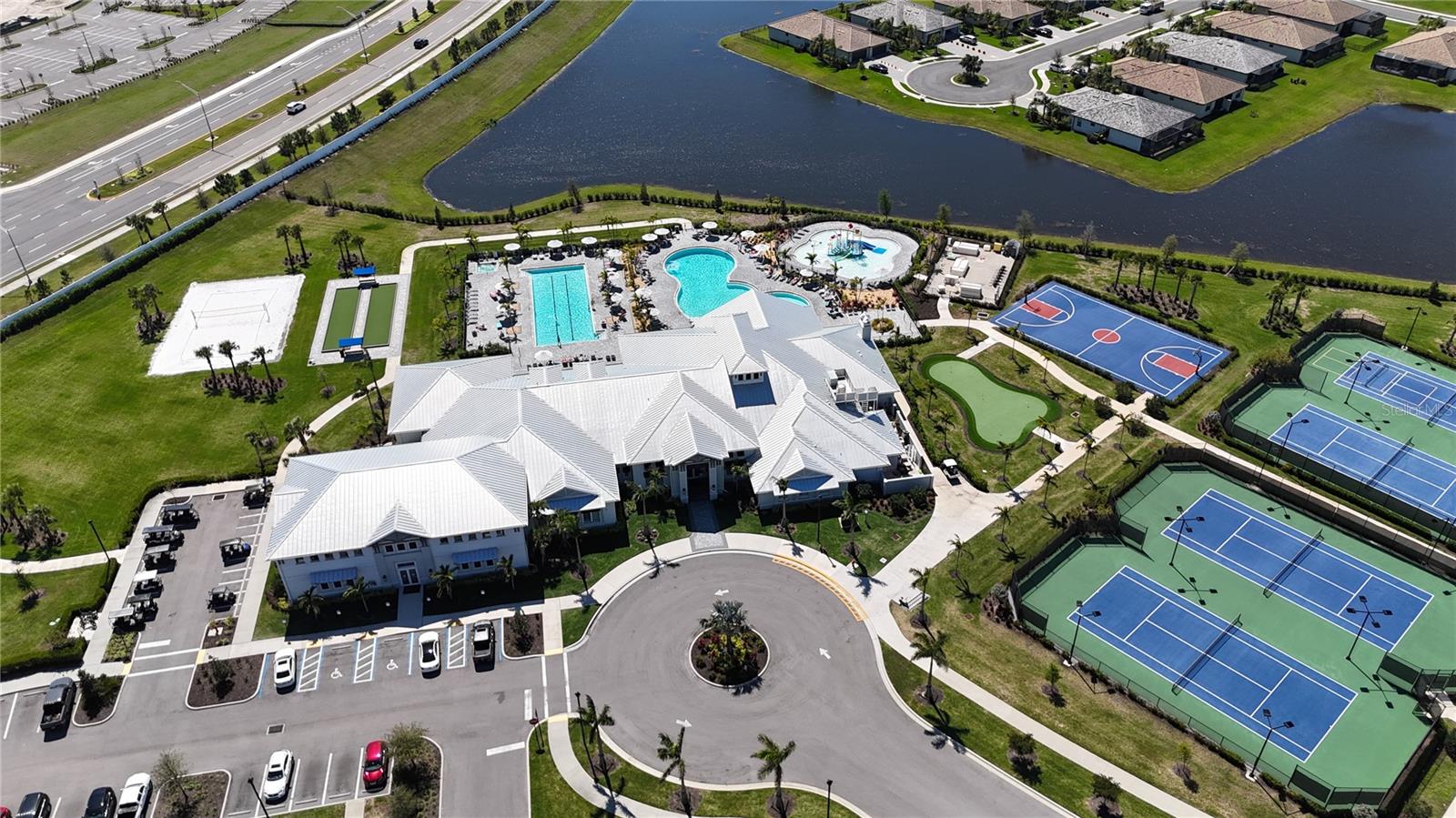 LORRAINE LAKES PH I - Residential