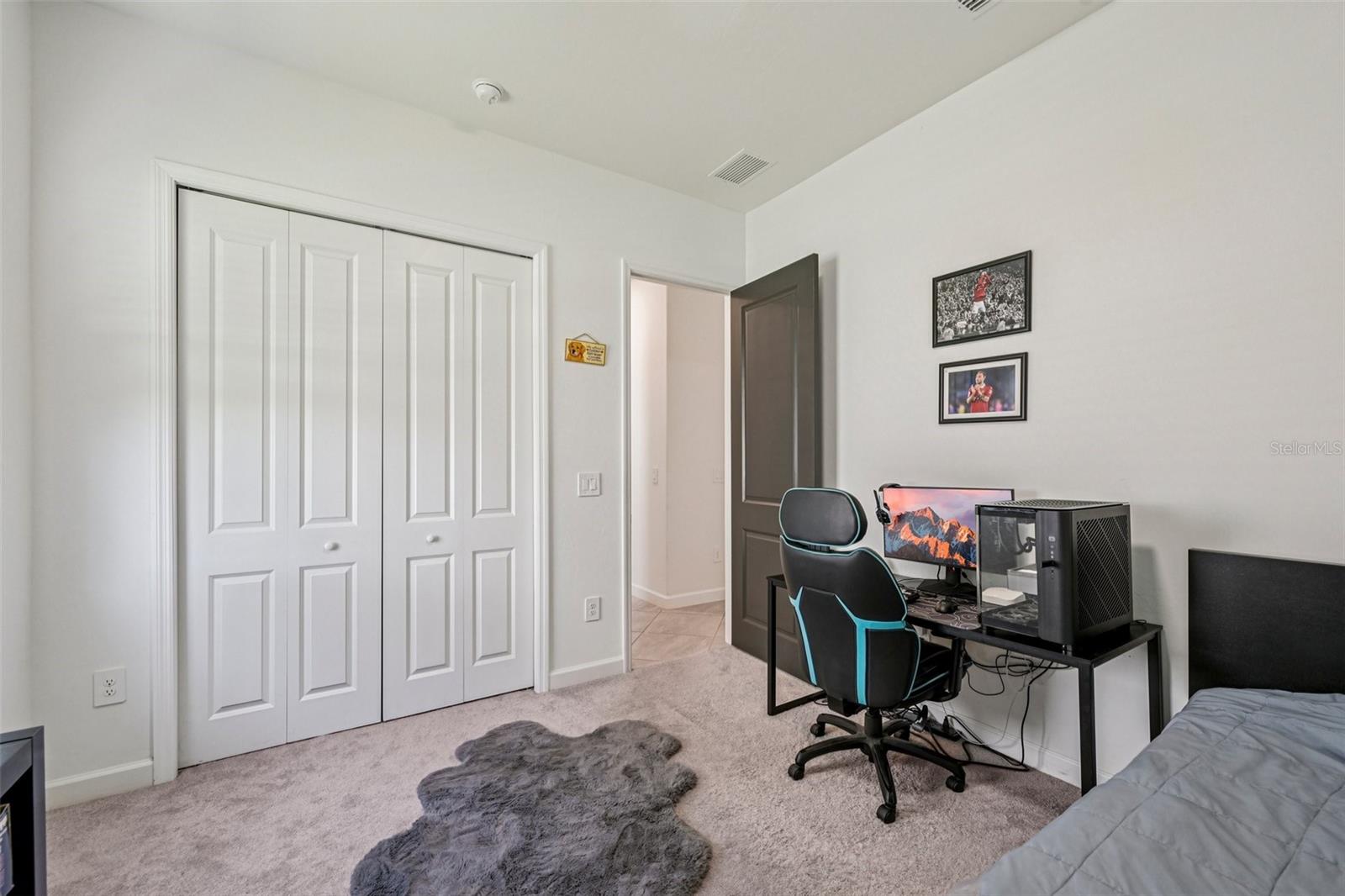 LORRAINE LAKES PH I - Residential