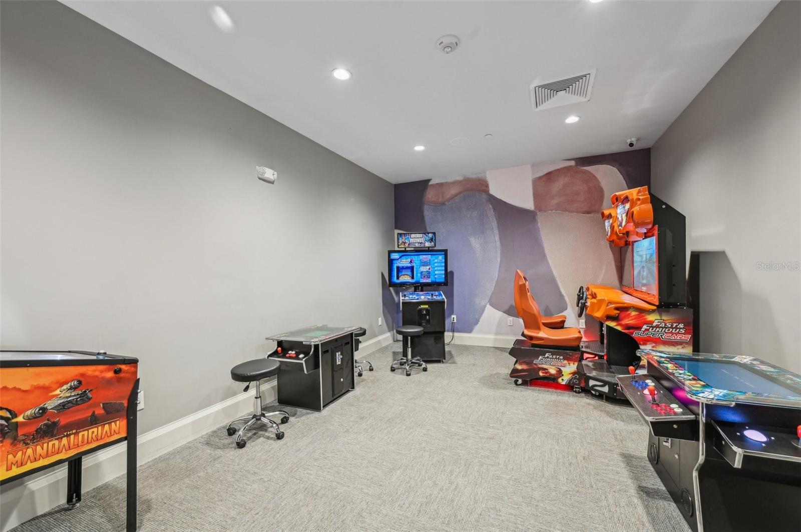 LORRAINE LAKES PH I - Residential