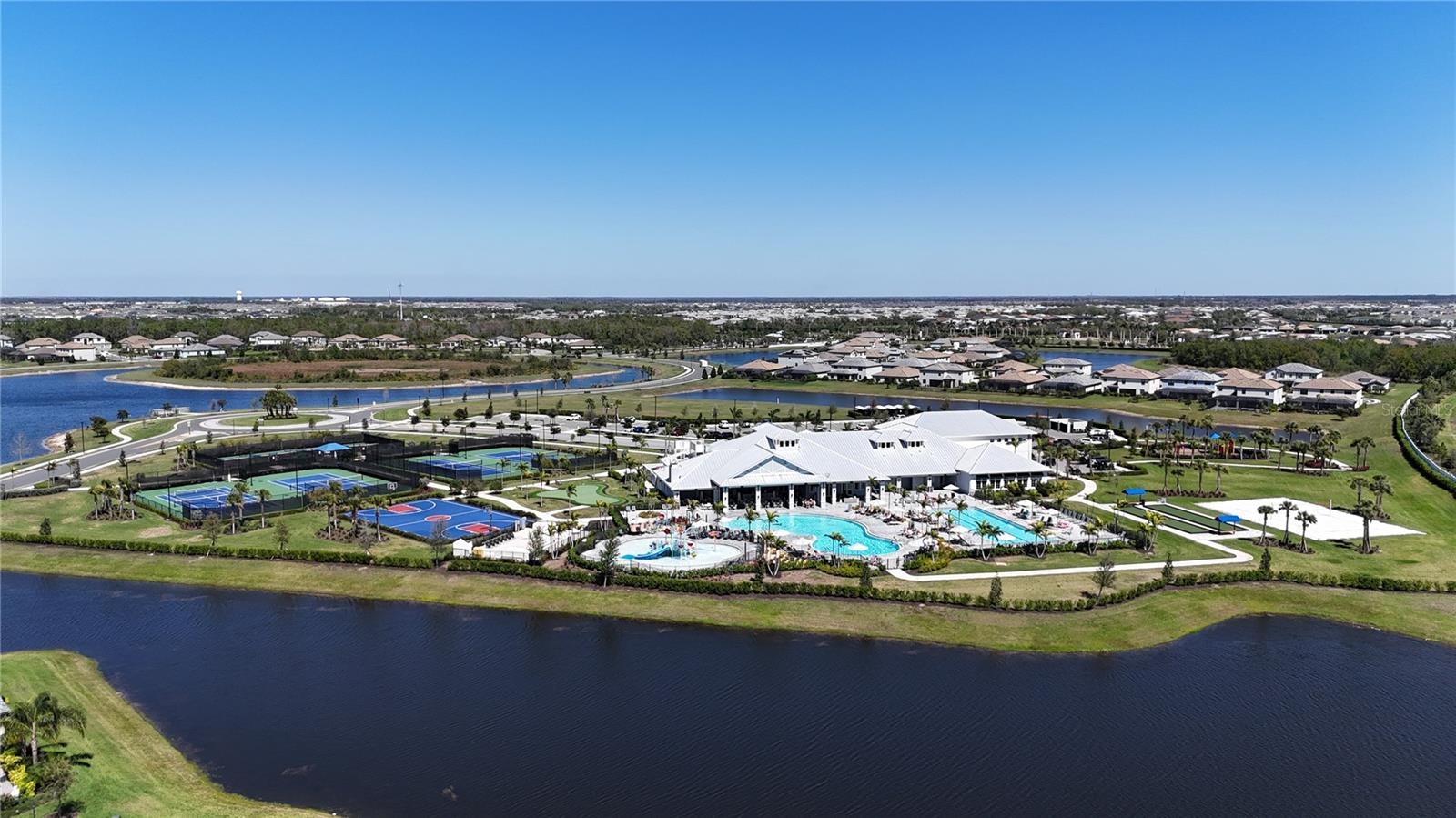 LORRAINE LAKES PH I - Residential