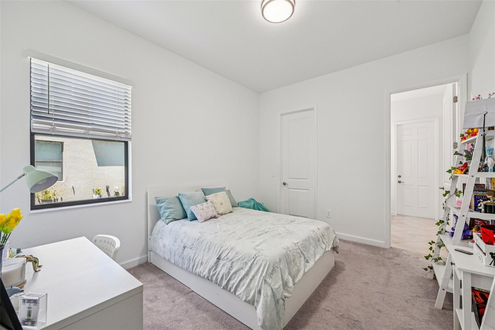 LORRAINE LAKES PH I - Residential