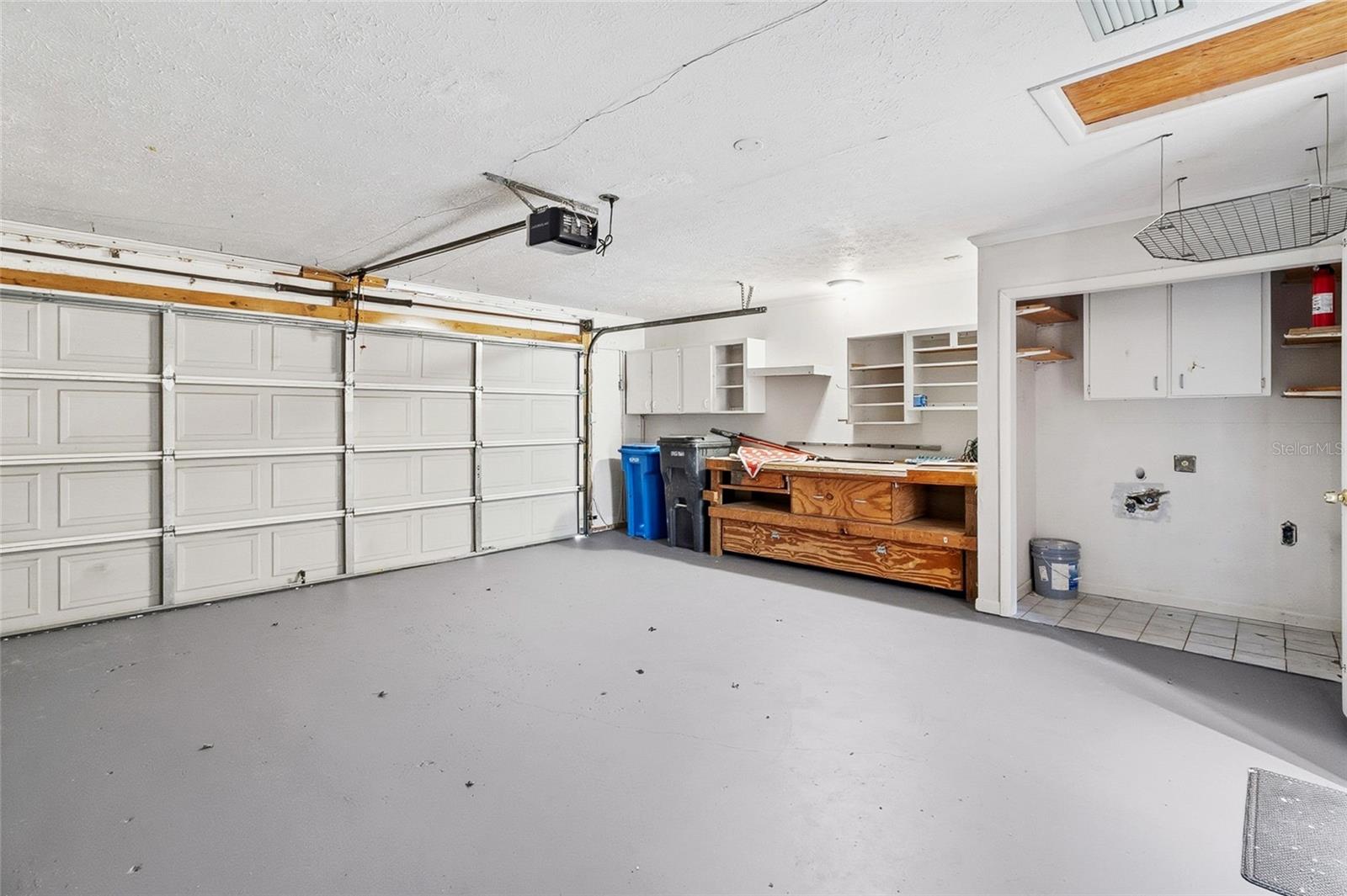 COUNTRY PLACE UNIT 3 B - Residential