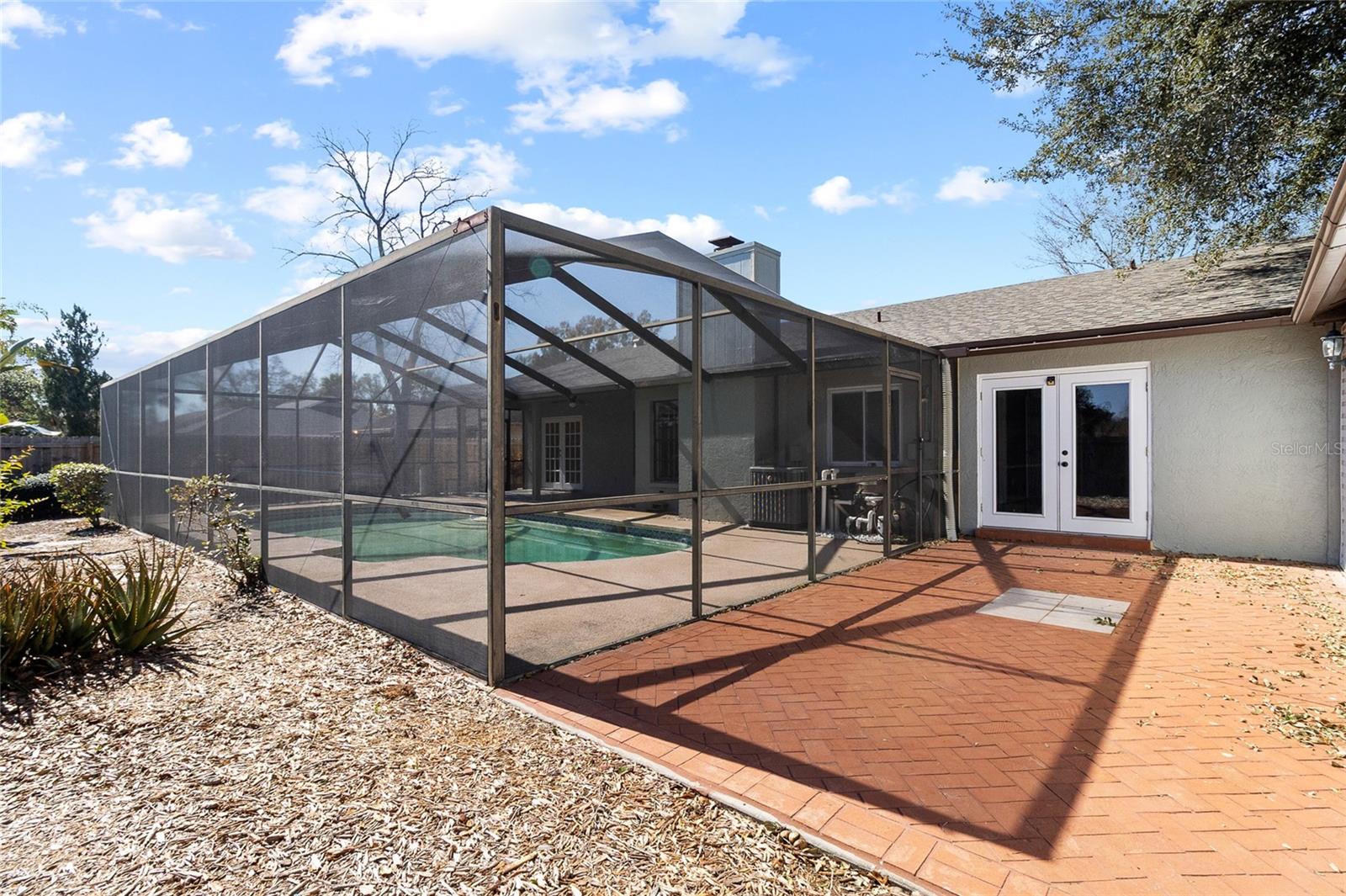 COUNTRY PLACE UNIT 3 B - Residential