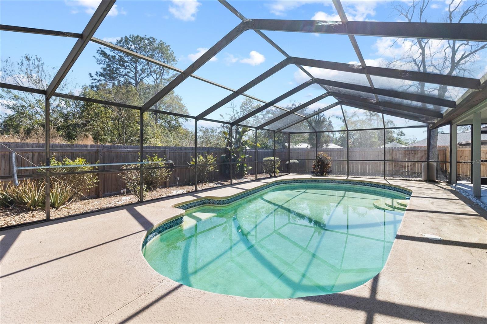 COUNTRY PLACE UNIT 3 B - Residential