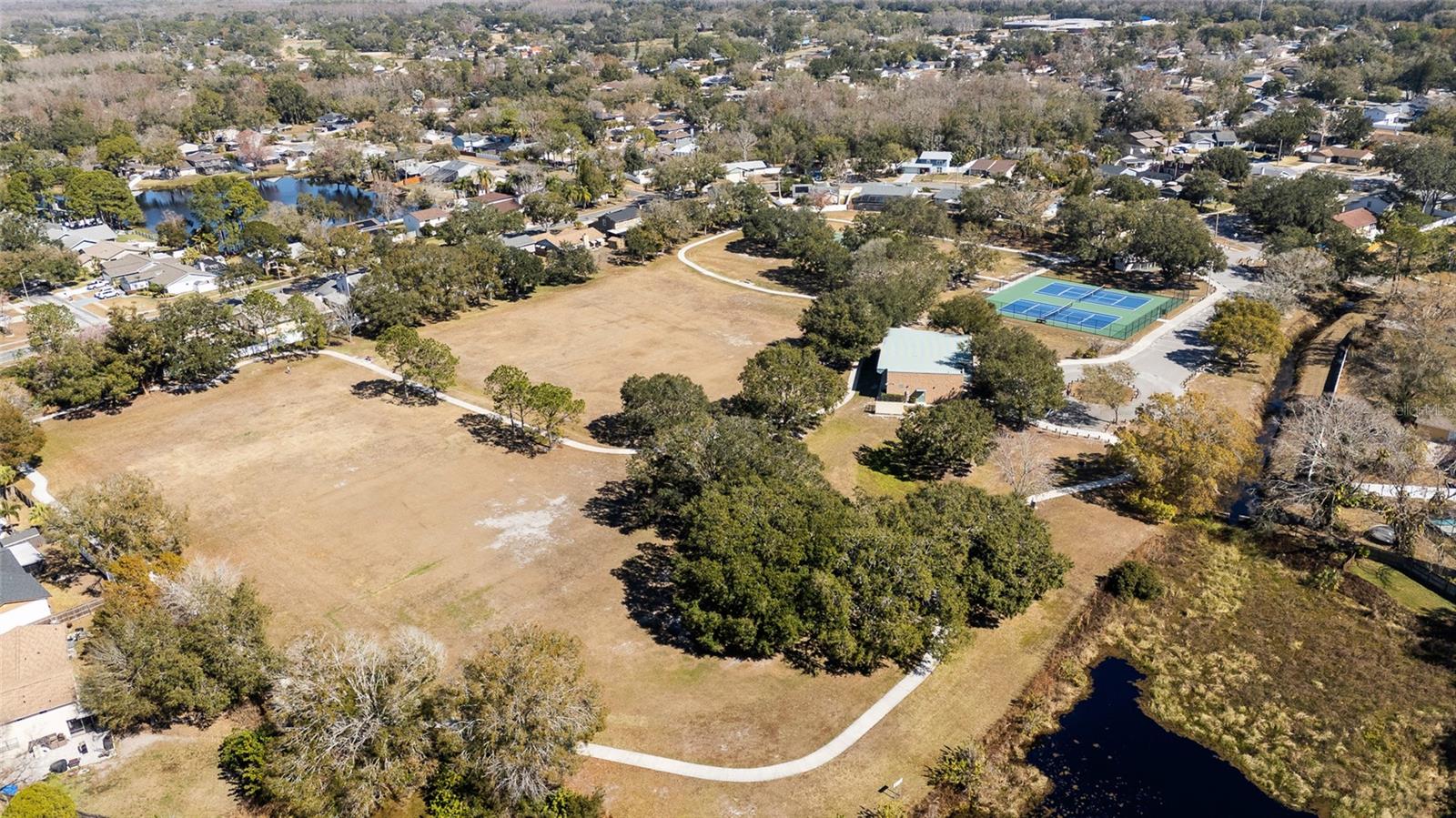 COUNTRY PLACE UNIT 3 B - Residential