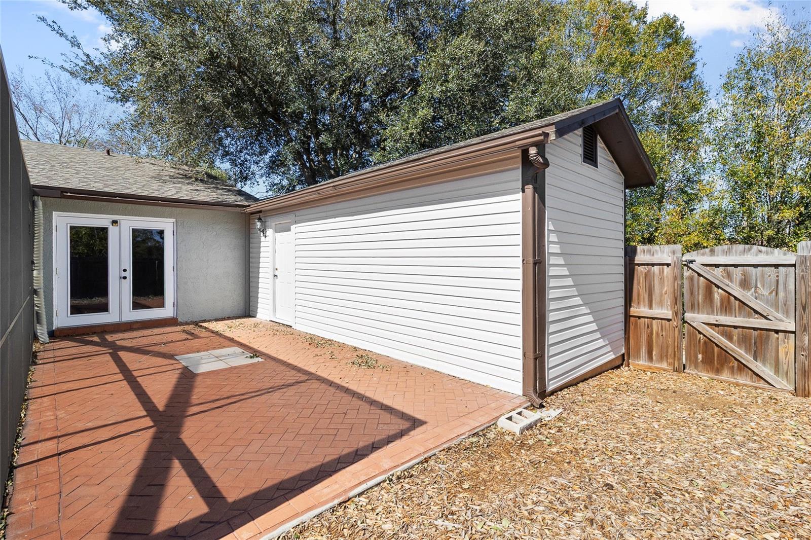 COUNTRY PLACE UNIT 3 B - Residential