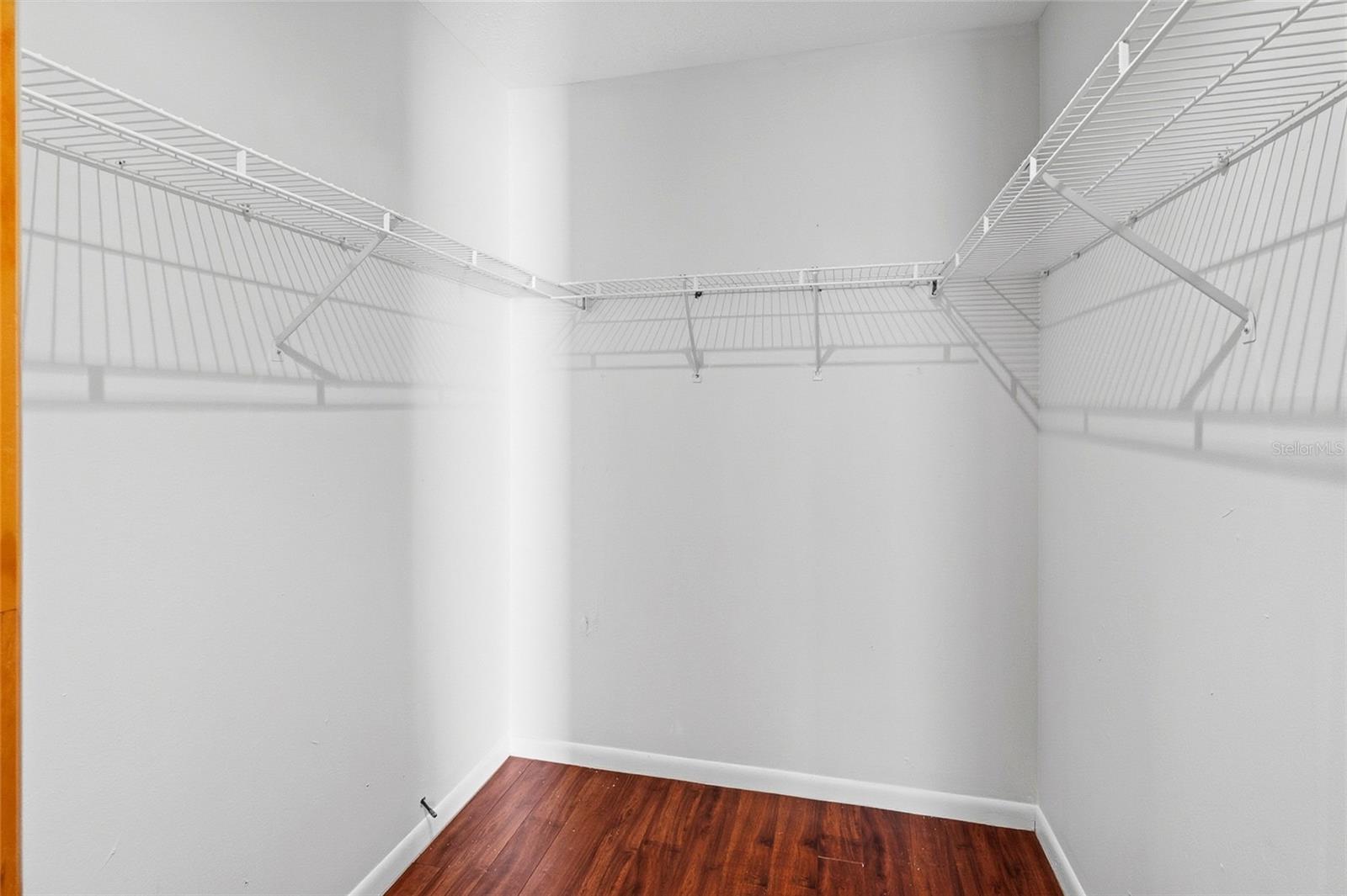 COUNTRY PLACE UNIT 3 B - Residential