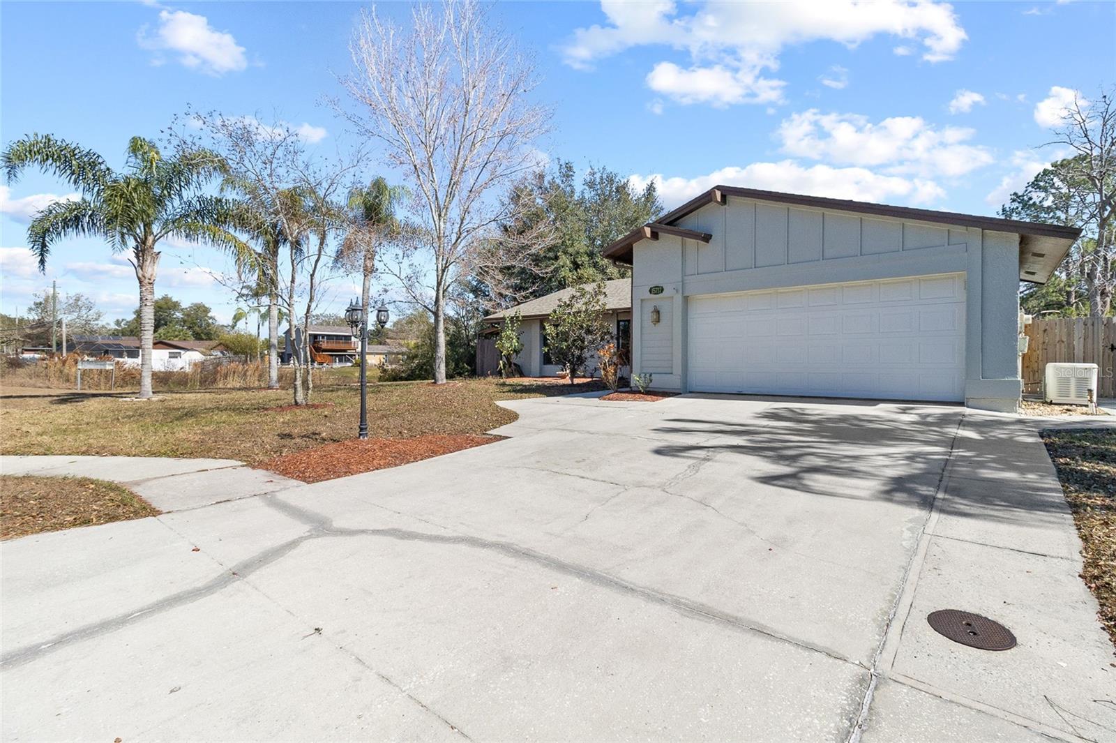 COUNTRY PLACE UNIT 3 B - Residential